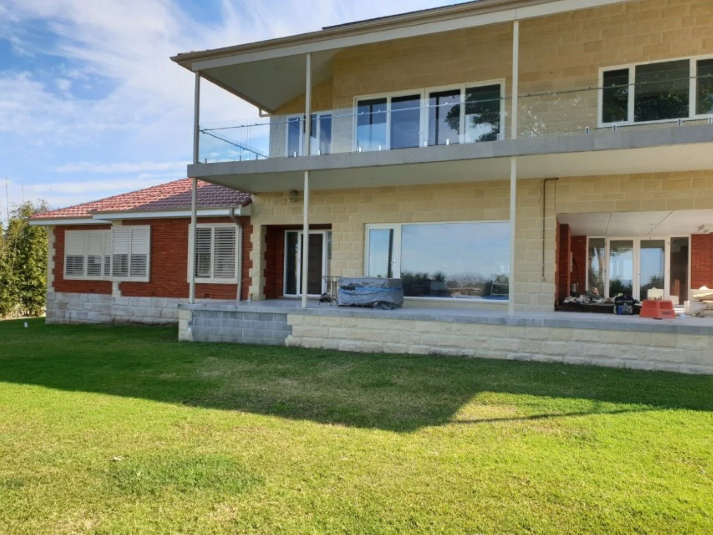 sandstone-cladding-terrigal.jpg