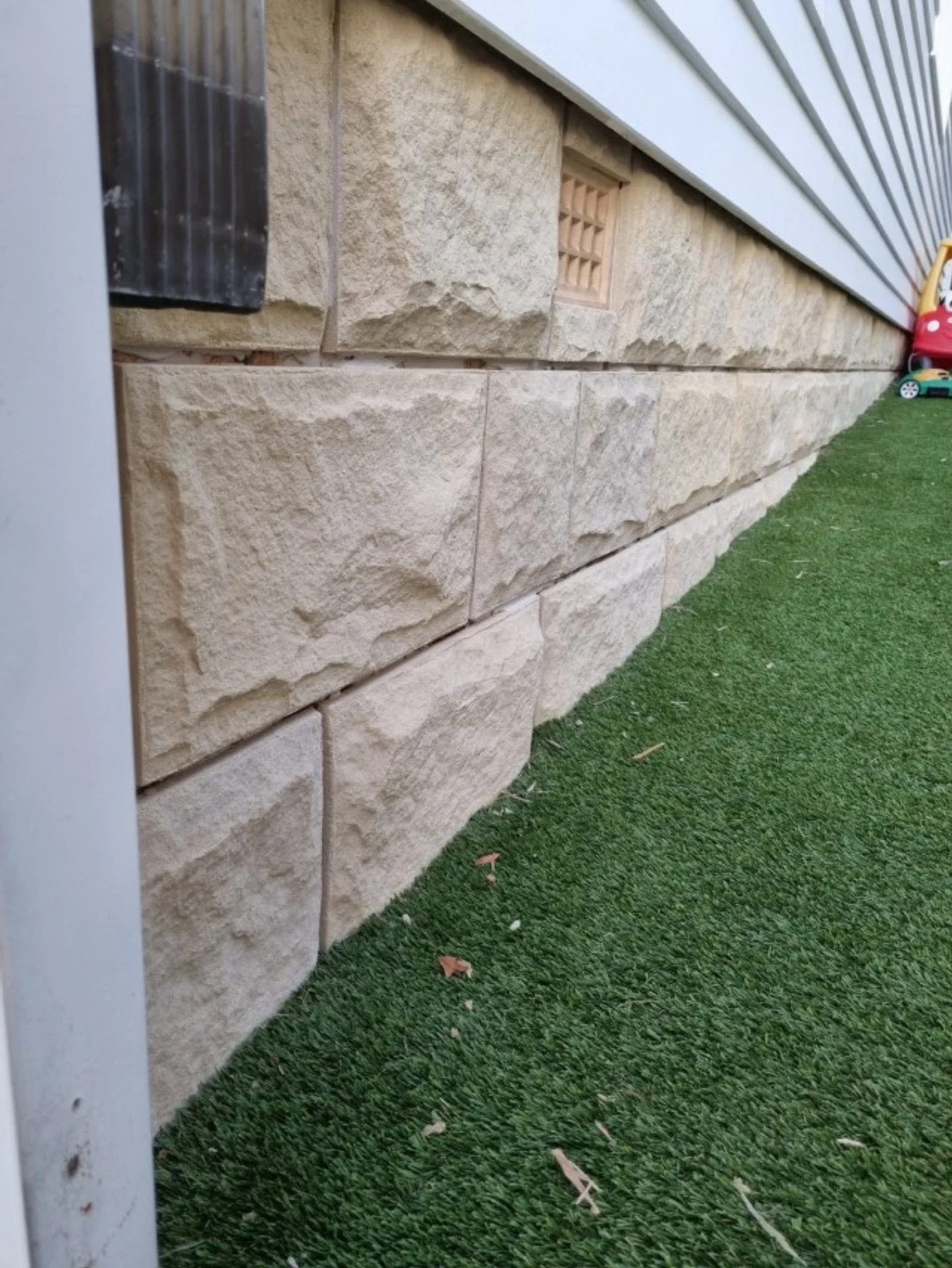natural-stone-cladding-pennant-hills.jpg
