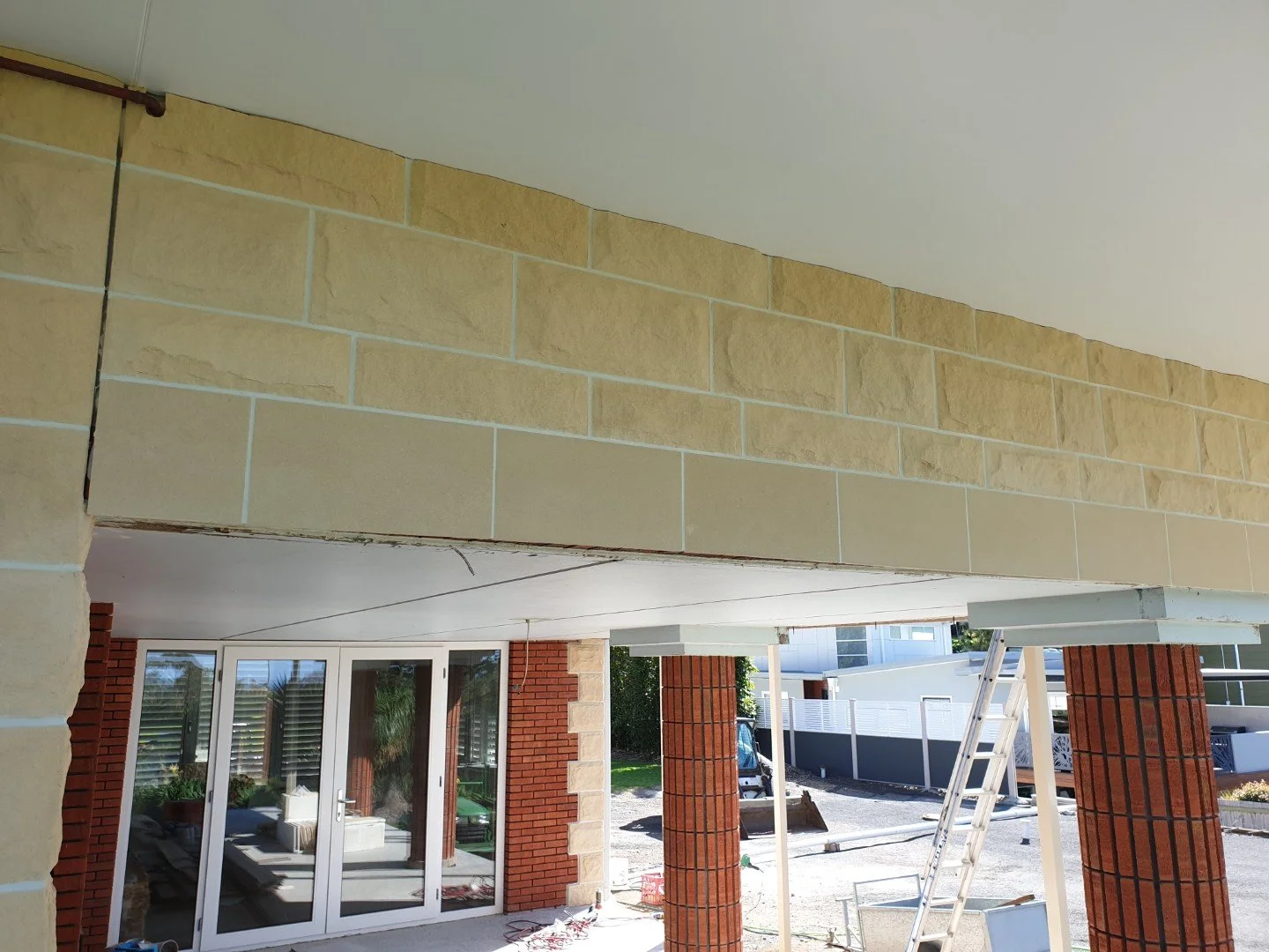 sandstone-cladding-berowra.jpg