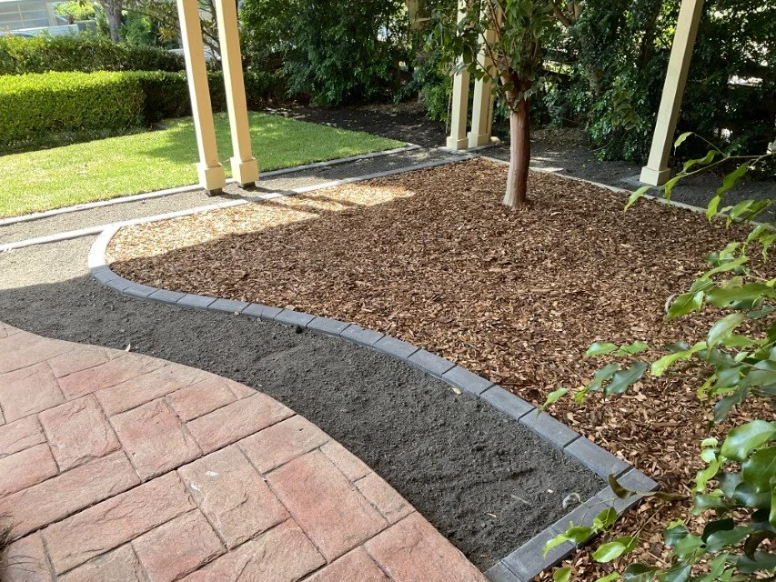 garden-makeover-empire-bay.jpeg