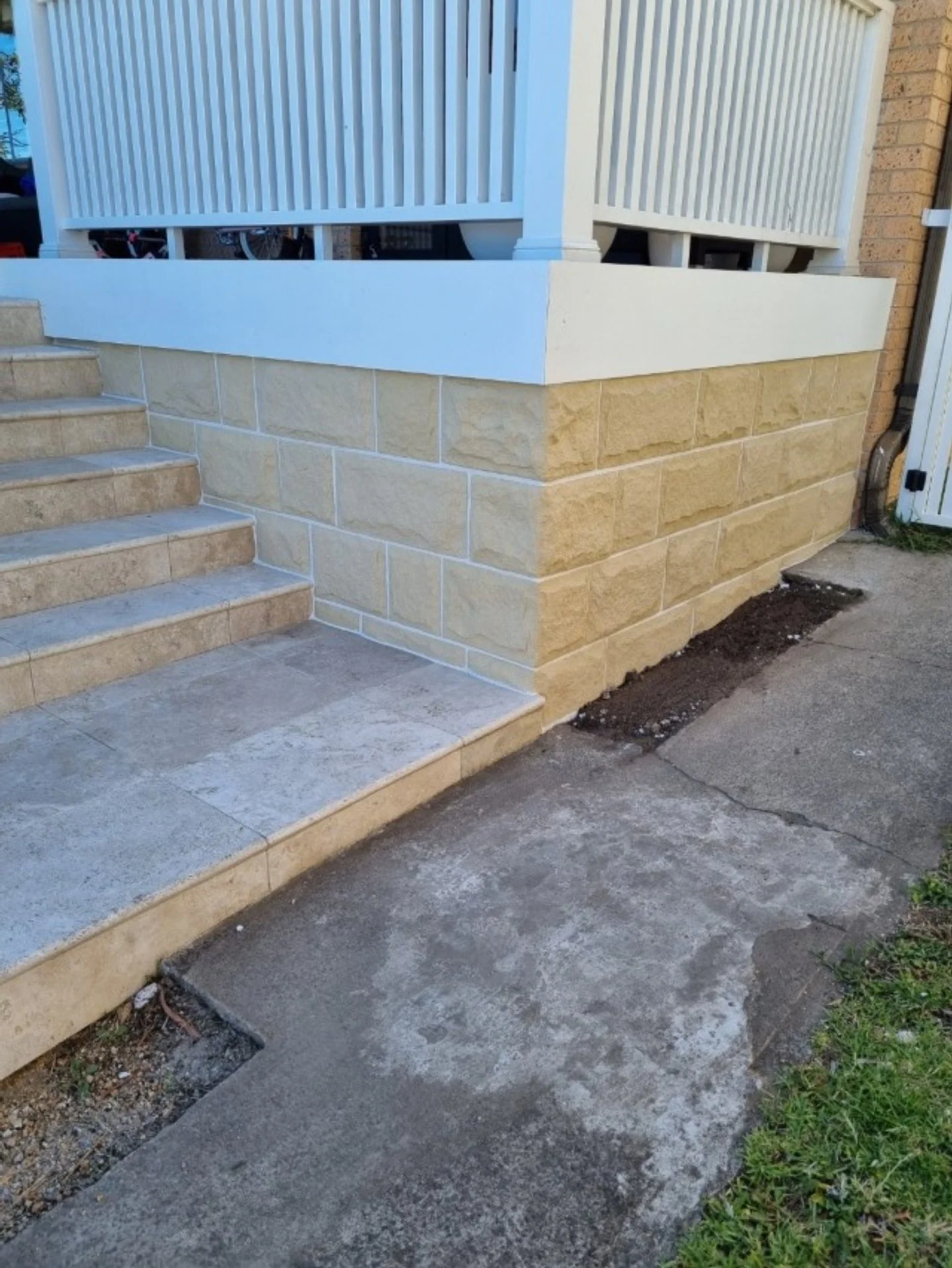 natural-stone-cladding-thornleigh.jpg