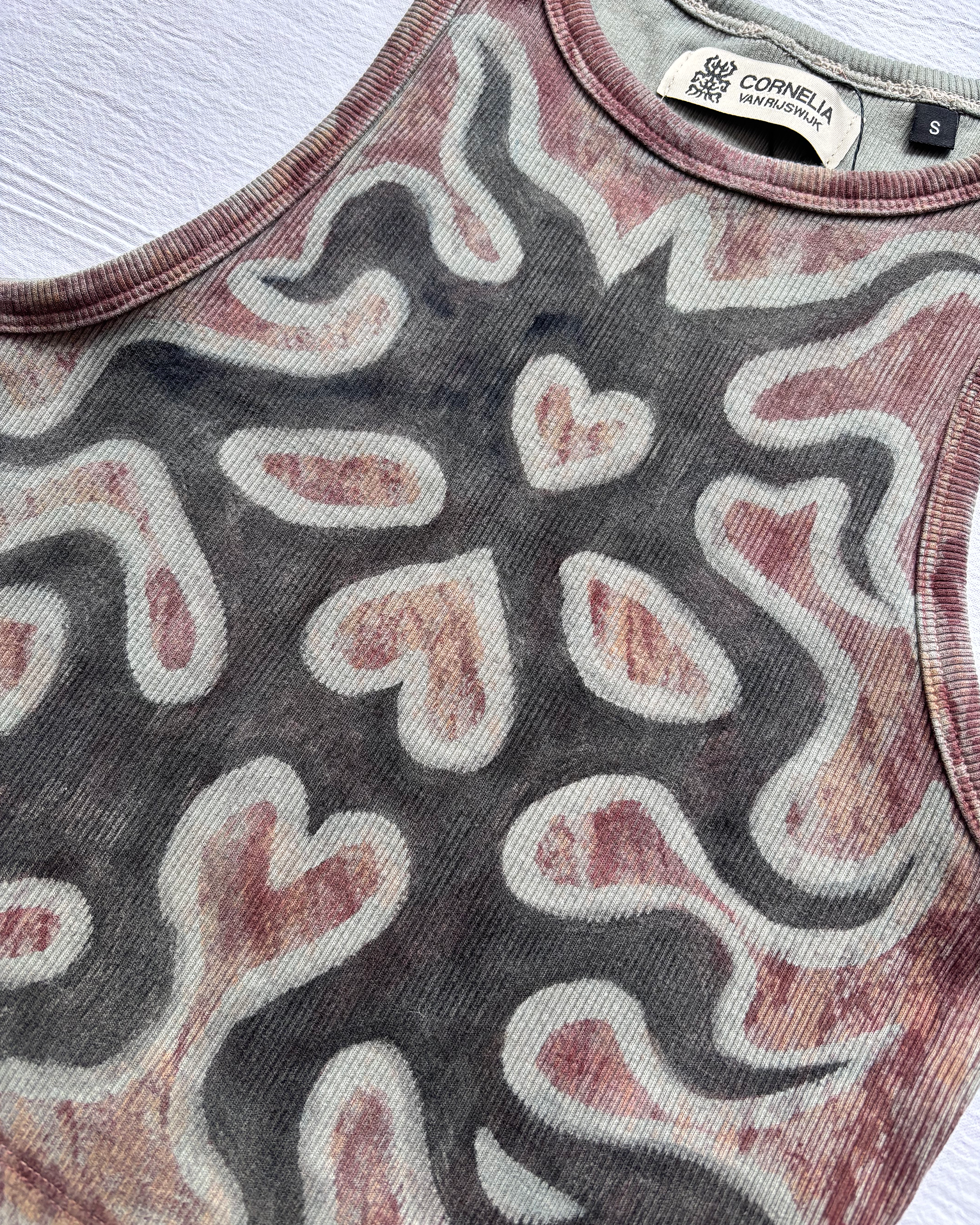 Brown tank_2026_close up.png