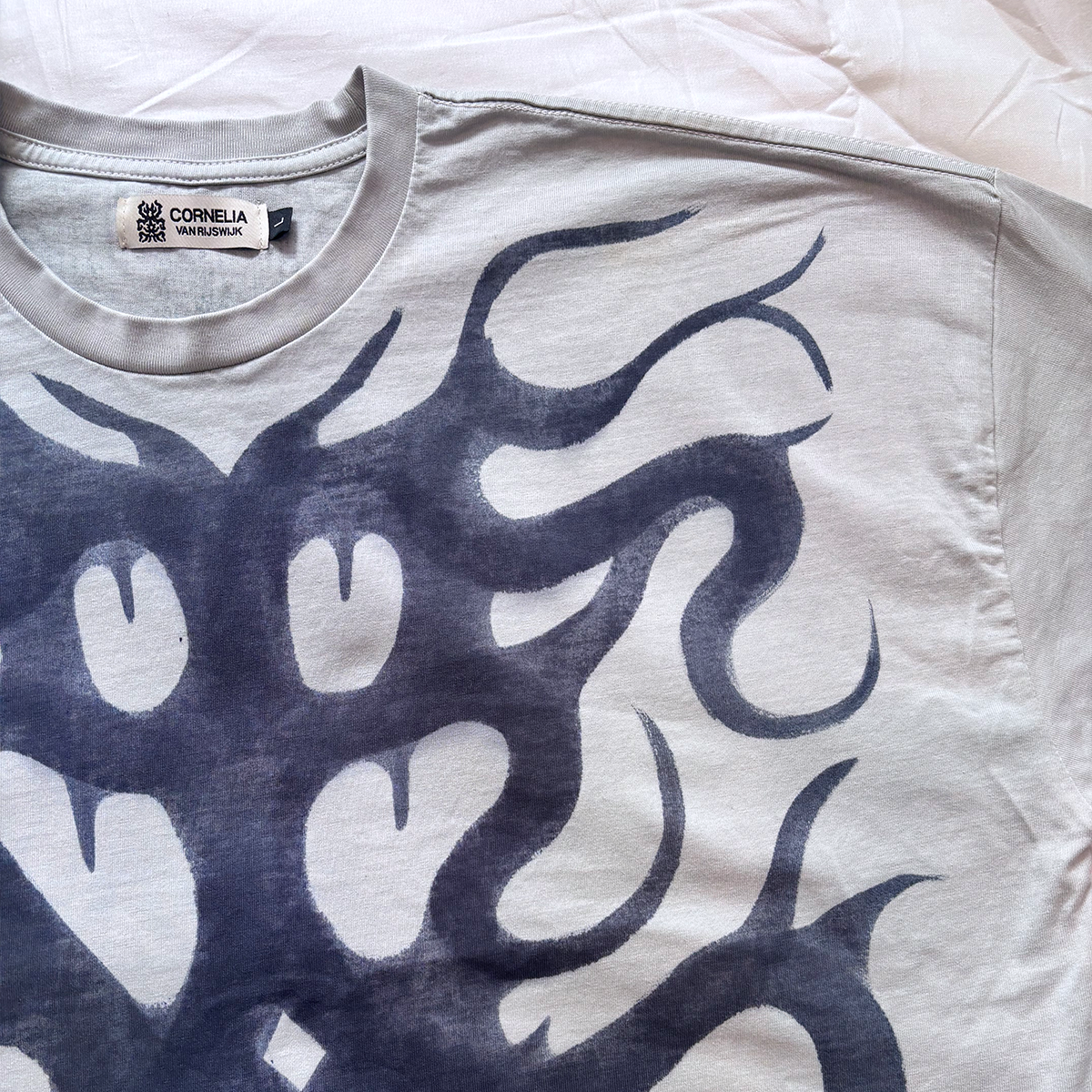 close up 3_T-shirt_7.png