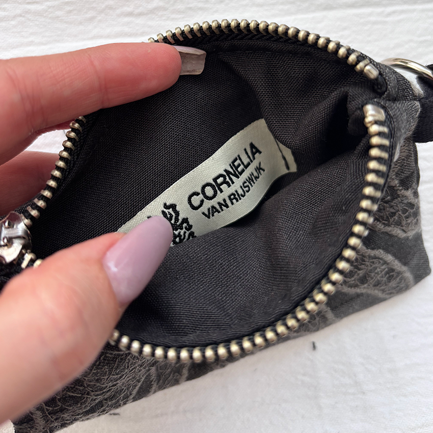 Small pouch 2_inside_2026.png