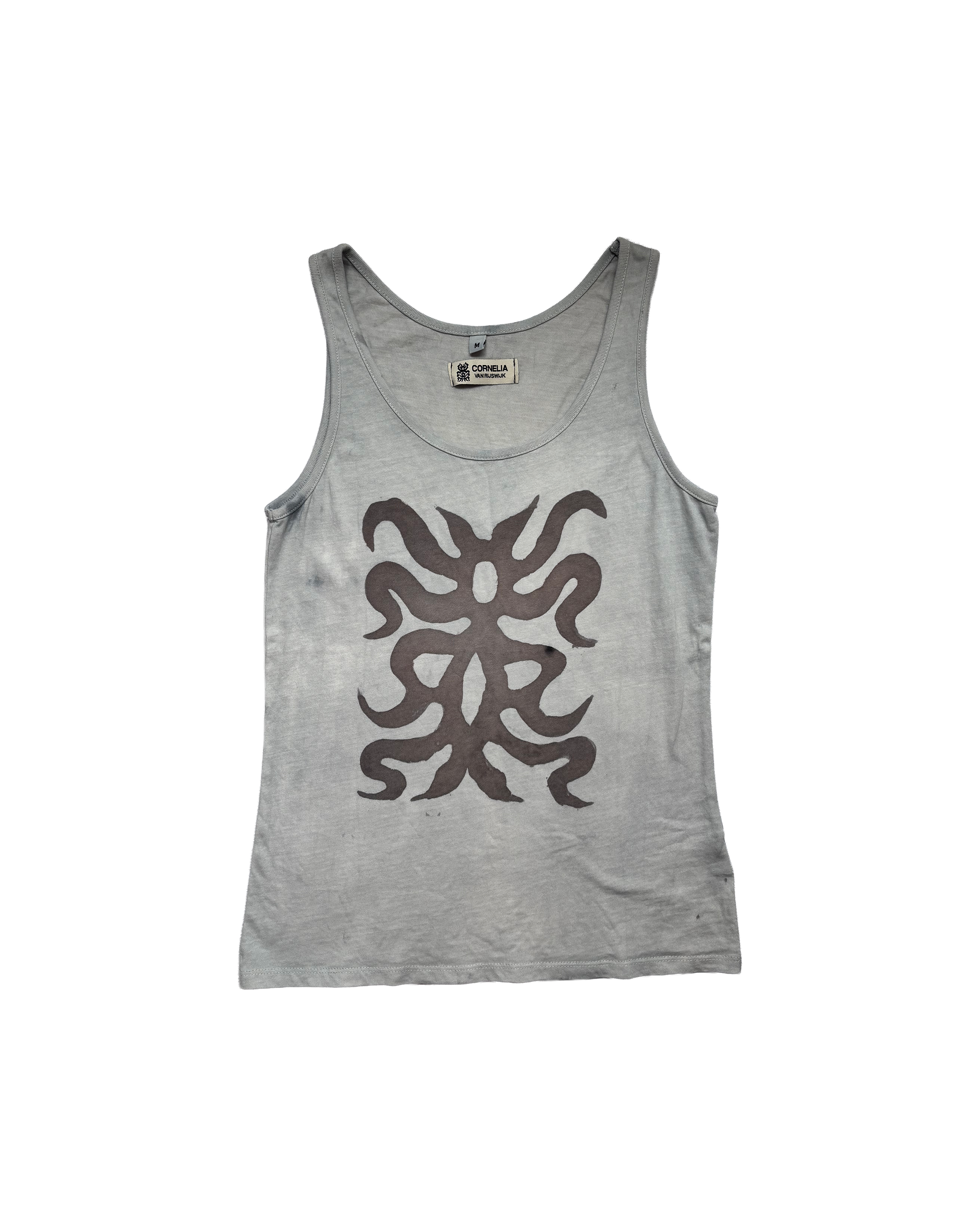tank top medium_2026.png