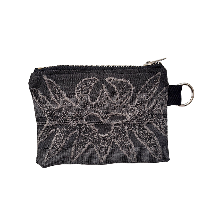 Small pouch 2_front_2026.png