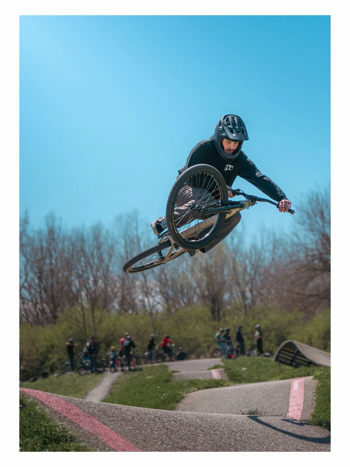 Went back to my roots and crashed a BMX jam with some of the @forestcity.collective guys.