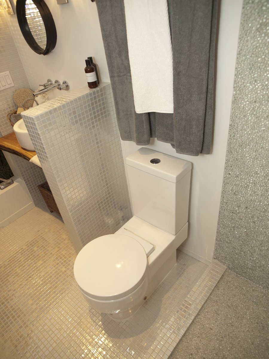 davisarchitect-piecehomes-ecofab-Glass-Pebble-Tile.jpg