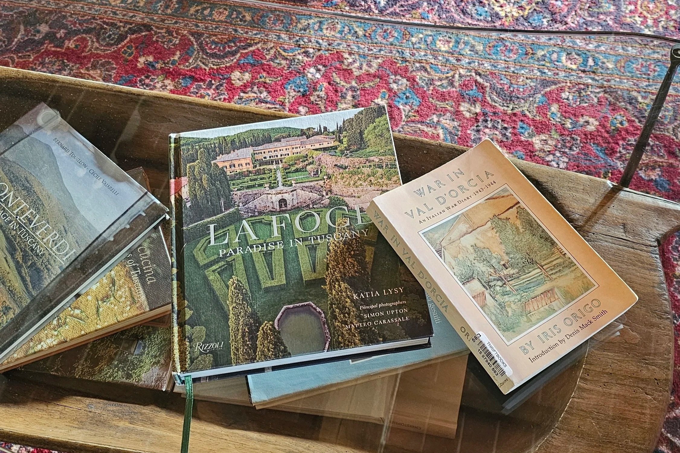Books about La Foce Gardens
