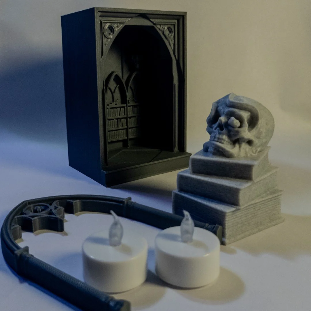 Memento_Mori_skull_snake_3d_pprint_booknook_bookshelf (2).jpg