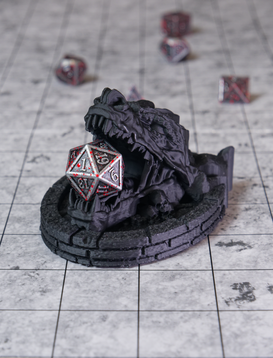 3d-print-dragon-dice-guardian-stl-dnd-tabletop-d20-dice-stand (6).png