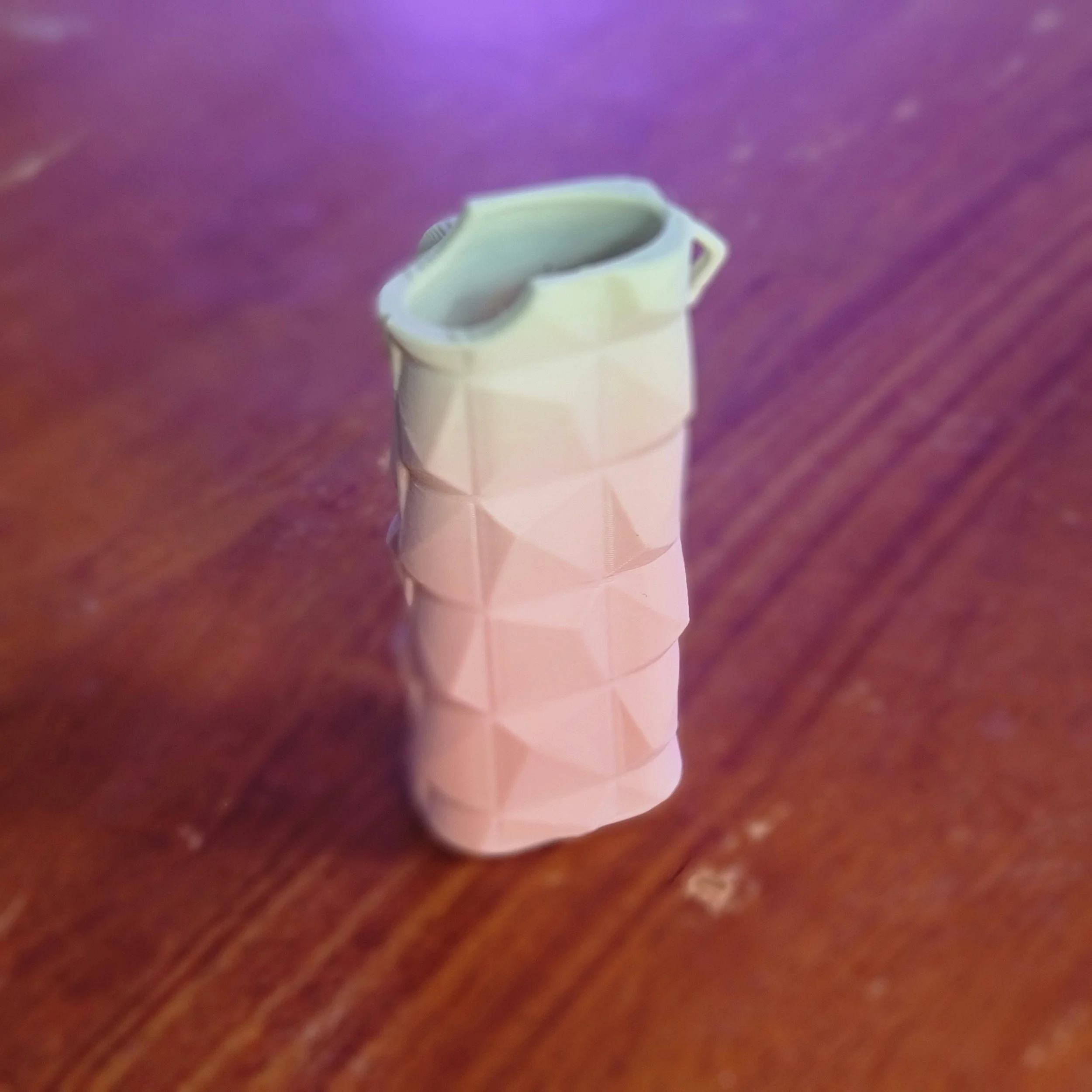 J6_Bic_Lighter_Case_Fidget_toy3.jpg