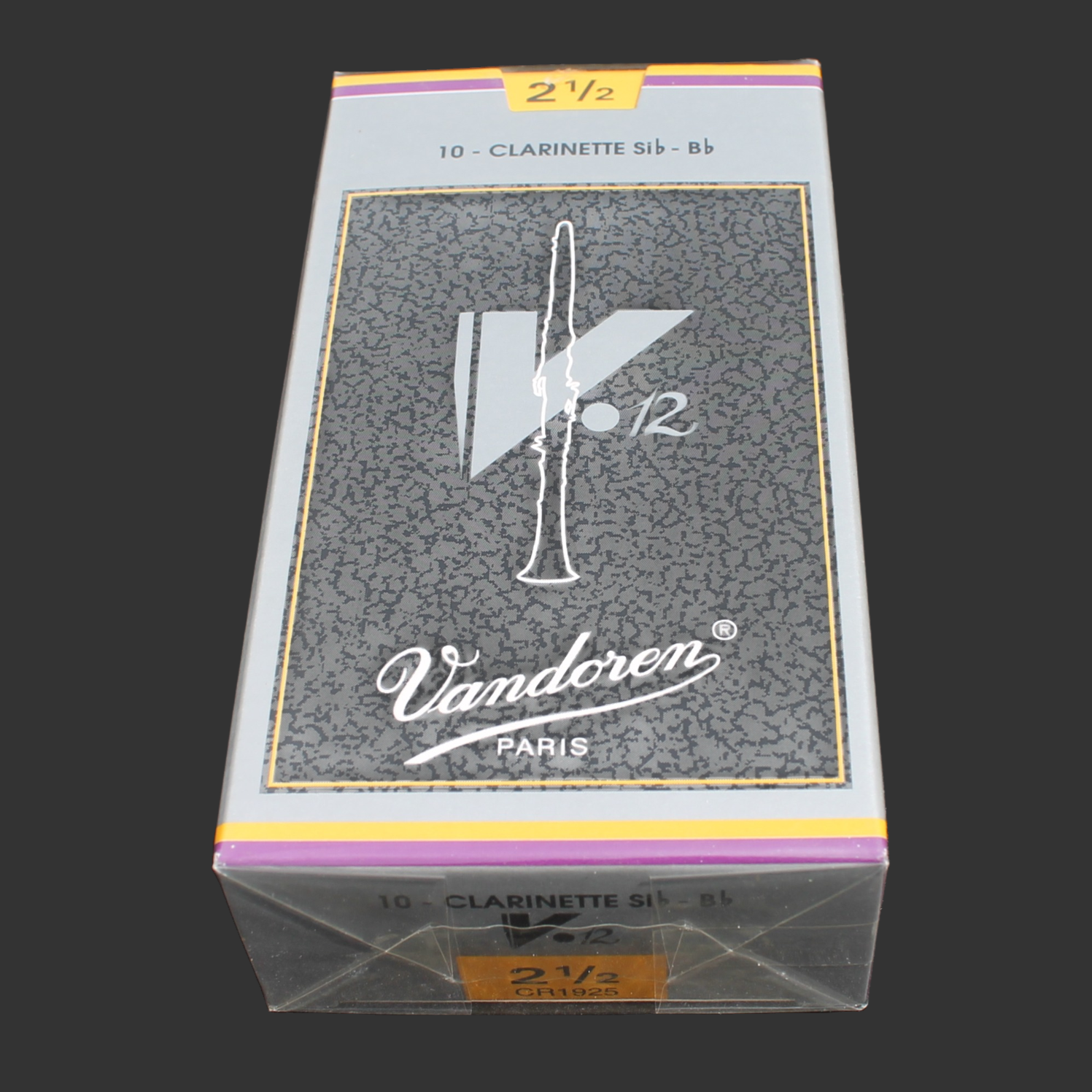 Vandoren V12 Bb Clarinet Reeds – Strength 2.5 (Box of 10)