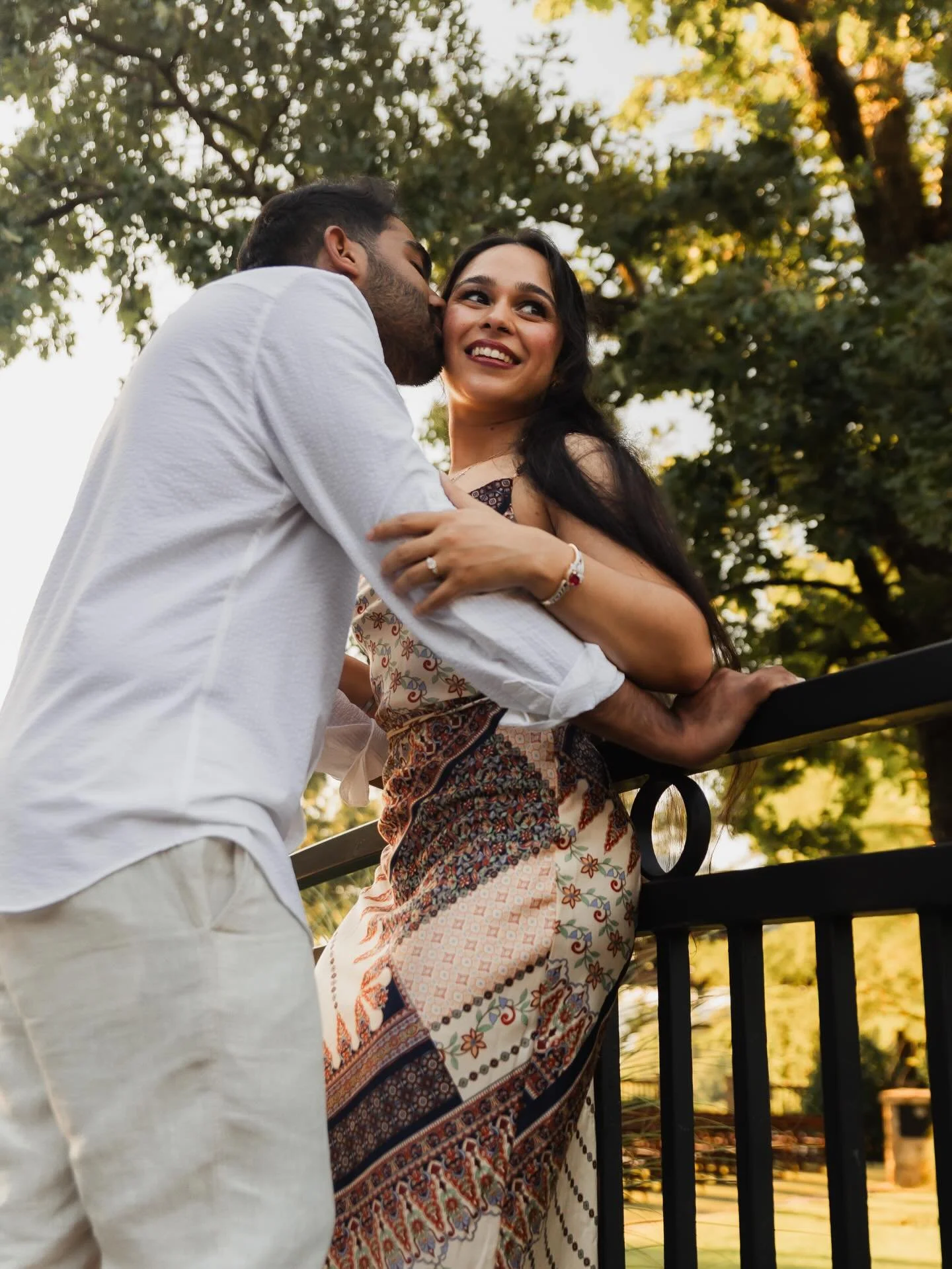 Happy wedding month to John and Sehej!! I&rsquo;m so excited to be a part of their THREE DAY wedding festivities 🥳 

Matt will be doing the videography as well and I can&rsquo;t wait to work together 💗 

Id love to capture your wedding day too! Sen