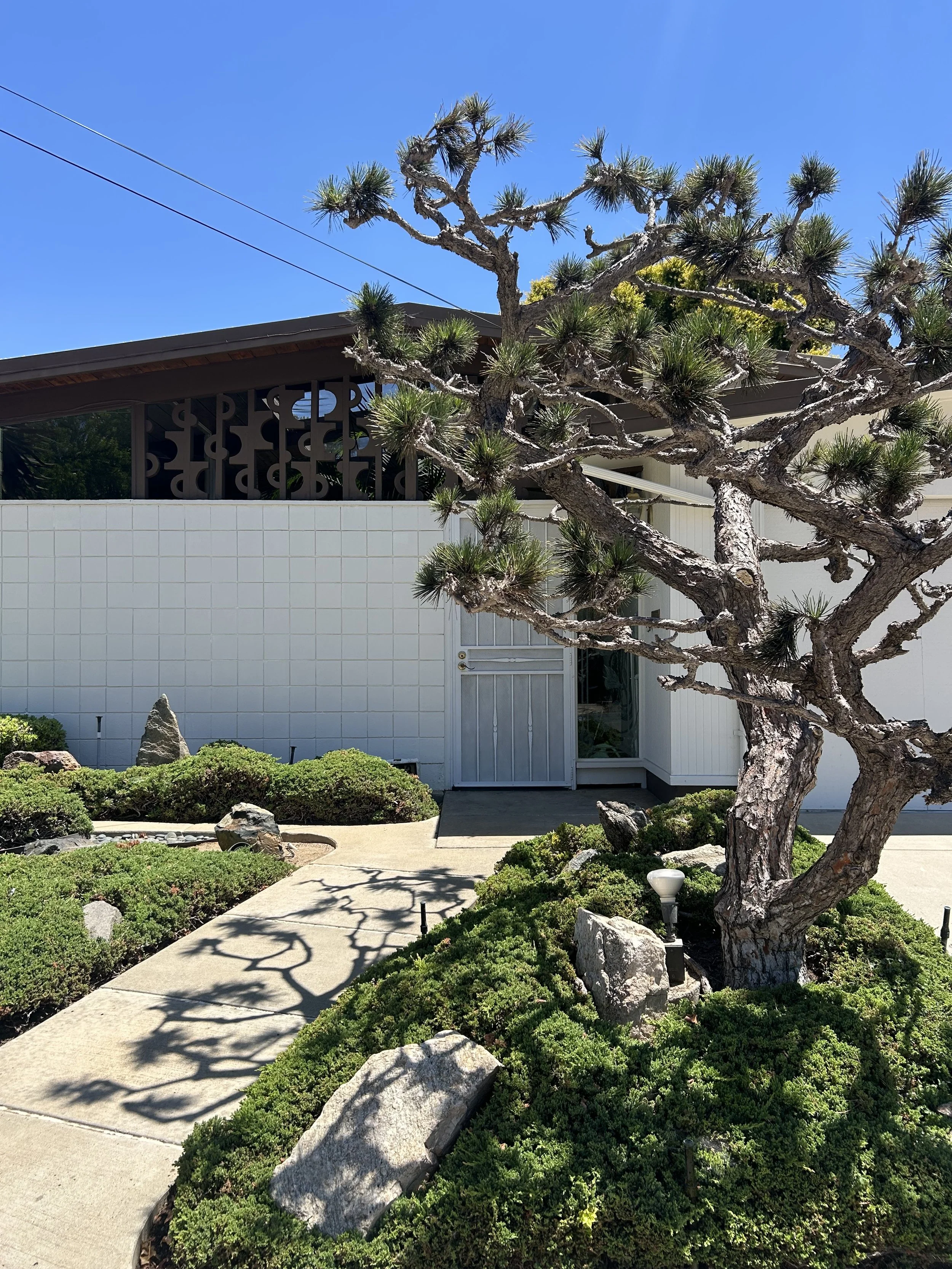 What Is My Mid-Century Modern Home Worth?
