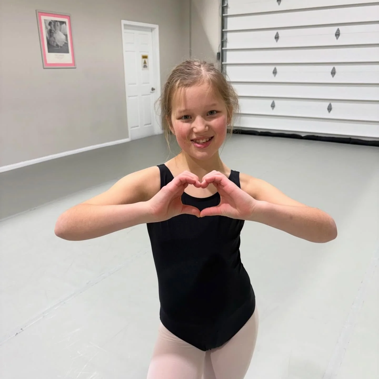 Happy Valentine&rsquo;s Day from White Rose Ballet💗🩰 Our students had fun learning ballet variations, looking at pointe shoes, and doing crafts this week! 

#valentinesday #weloveballet #littlevalentine #babyballet