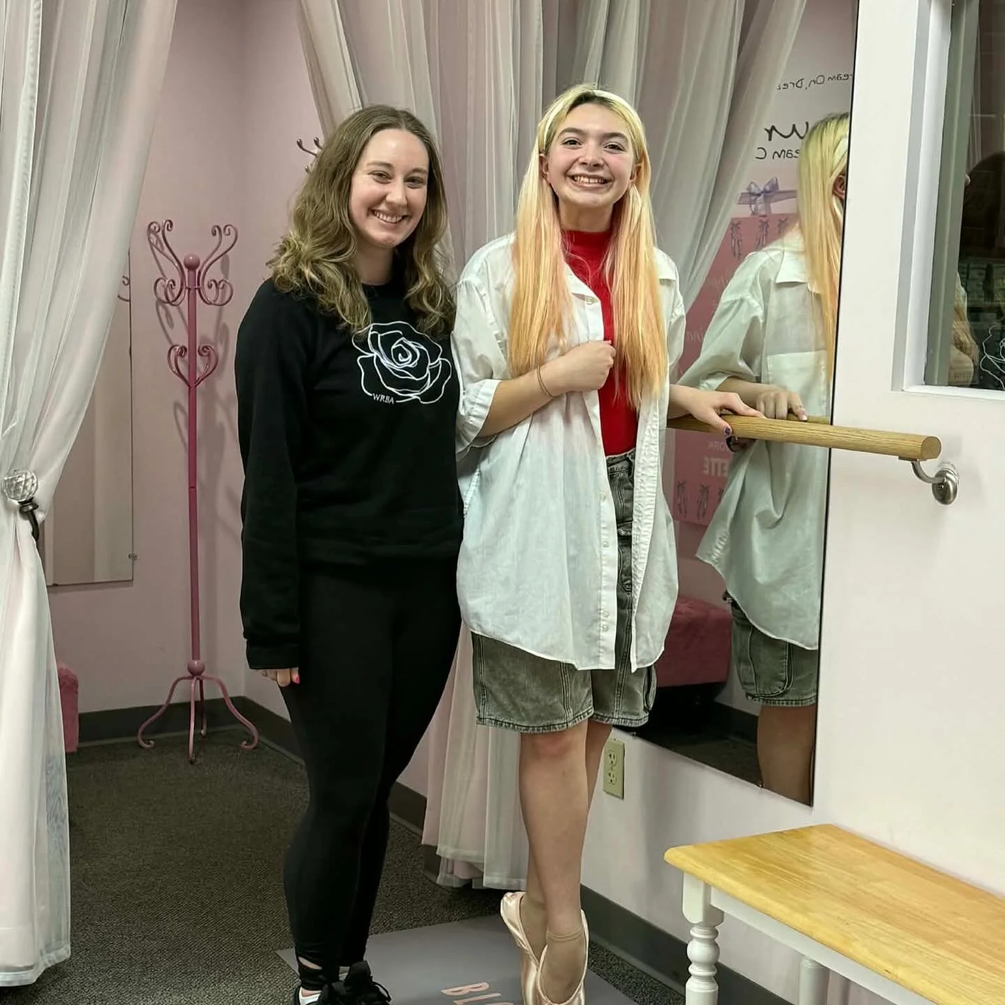 Congratulations to Alana on her first pair of pointe shoes!🩰 We are so proud of all your hard work! 

Thank you @footsteps_dancewear for helping her find the perfect pair!