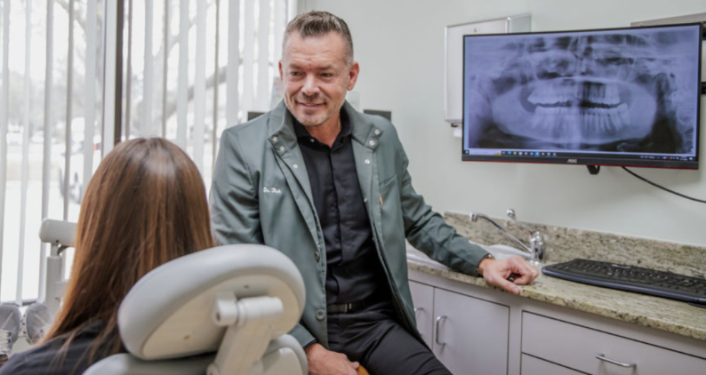 What Does a Cosmetic Dentist in Tulsa Actually Do?