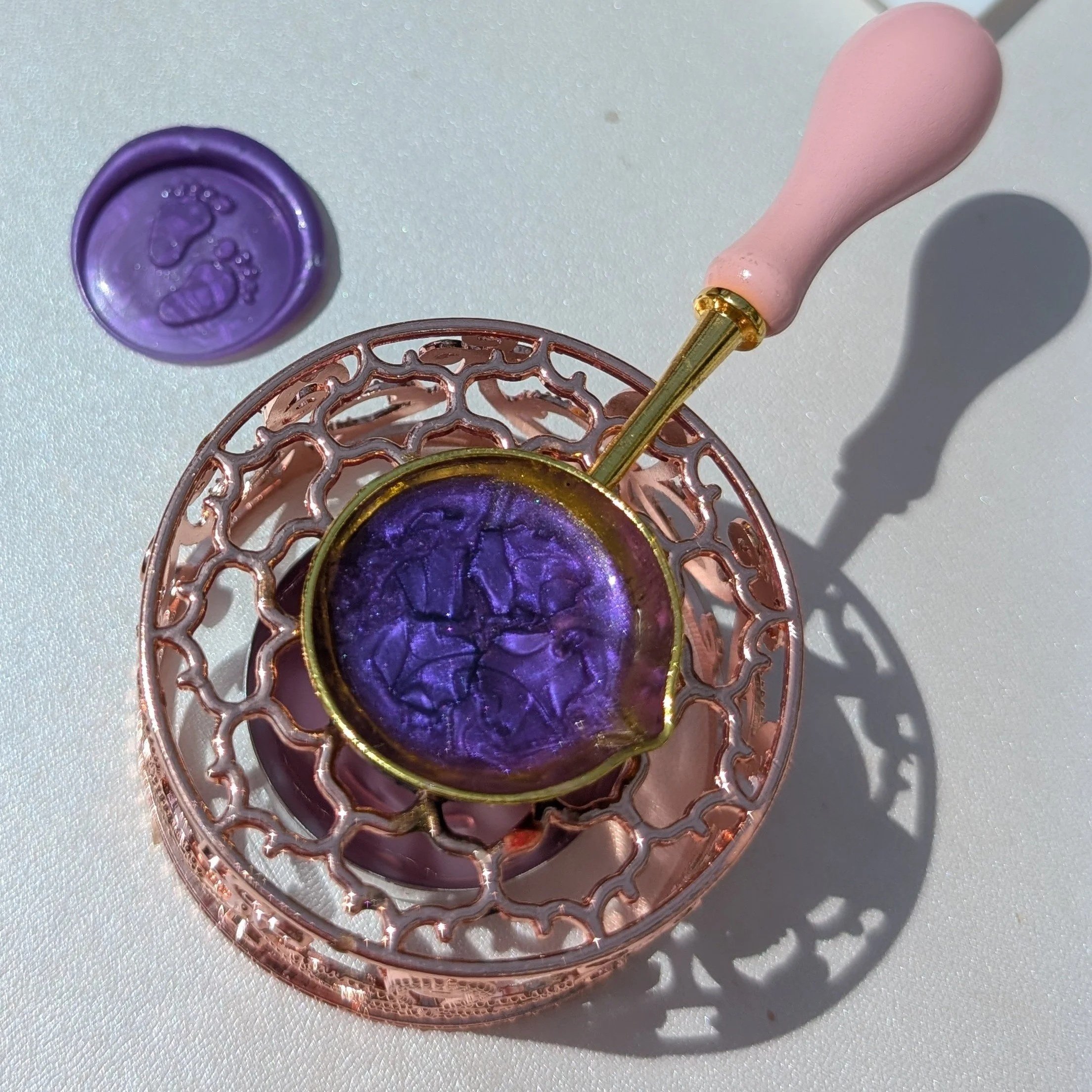 Mobile-wax-seal-ritual-workshop-London-creative-celebrations