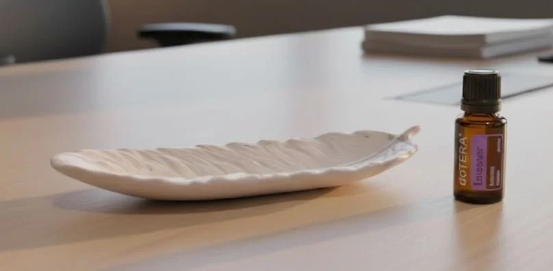 Corporate-wellbeing-candle-making-workshop-London-office