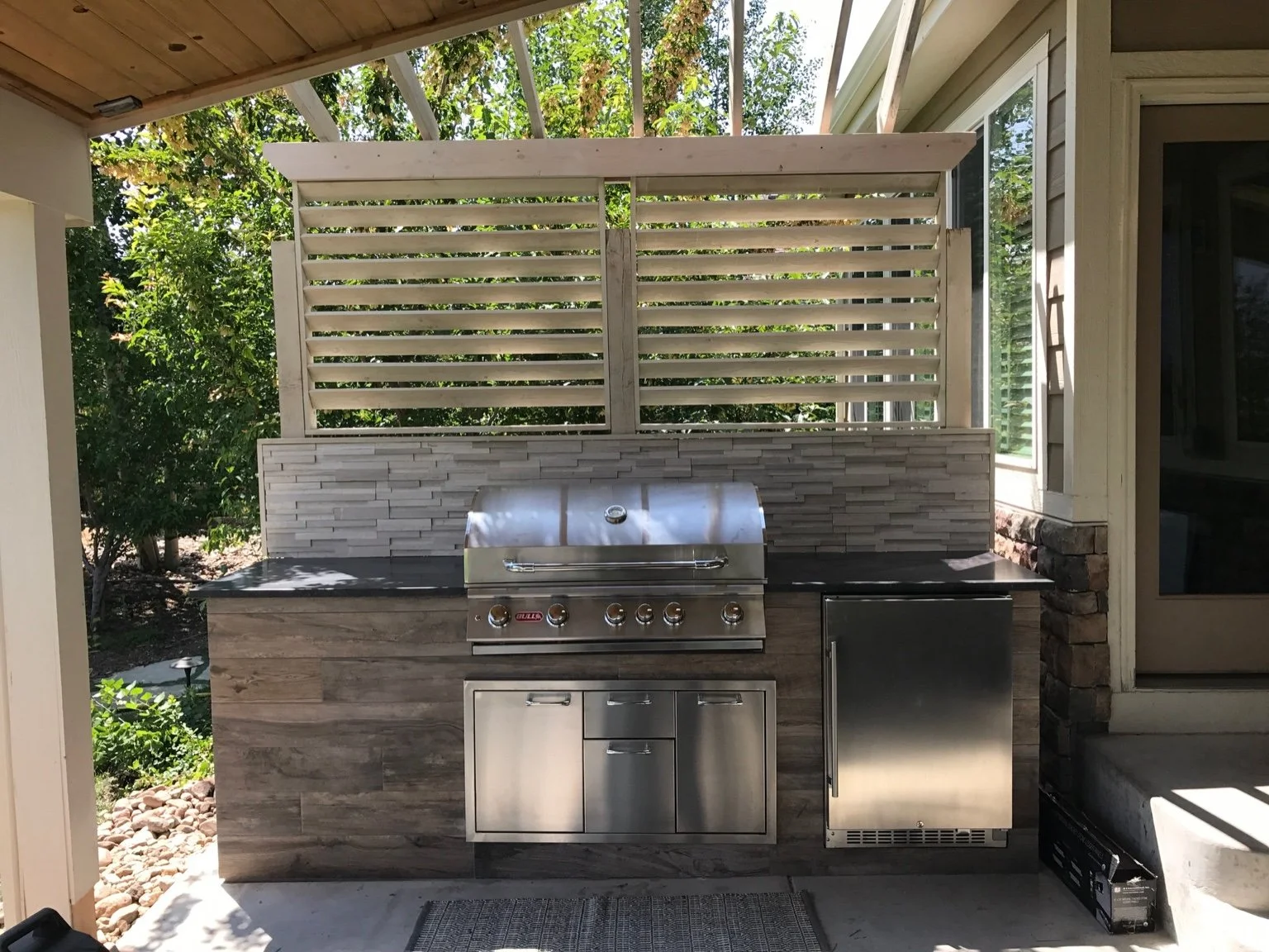 outdoor kitchen grill.jpeg