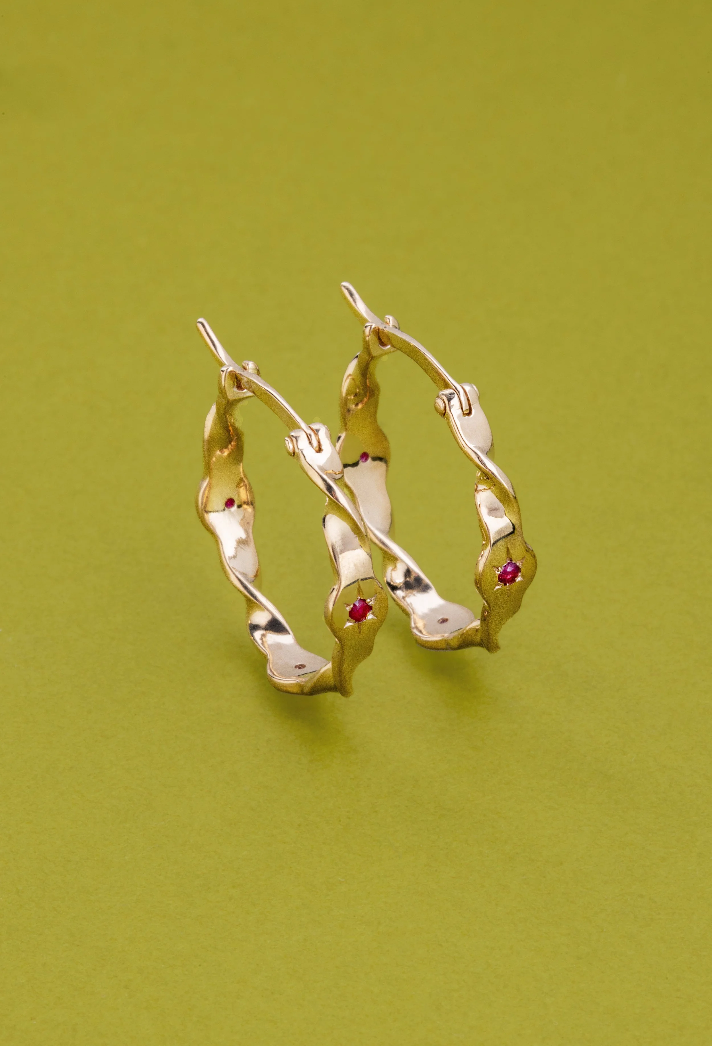 Little Star-Set Ruby Twist Hoops *MTO* - 14k Yellow Gold