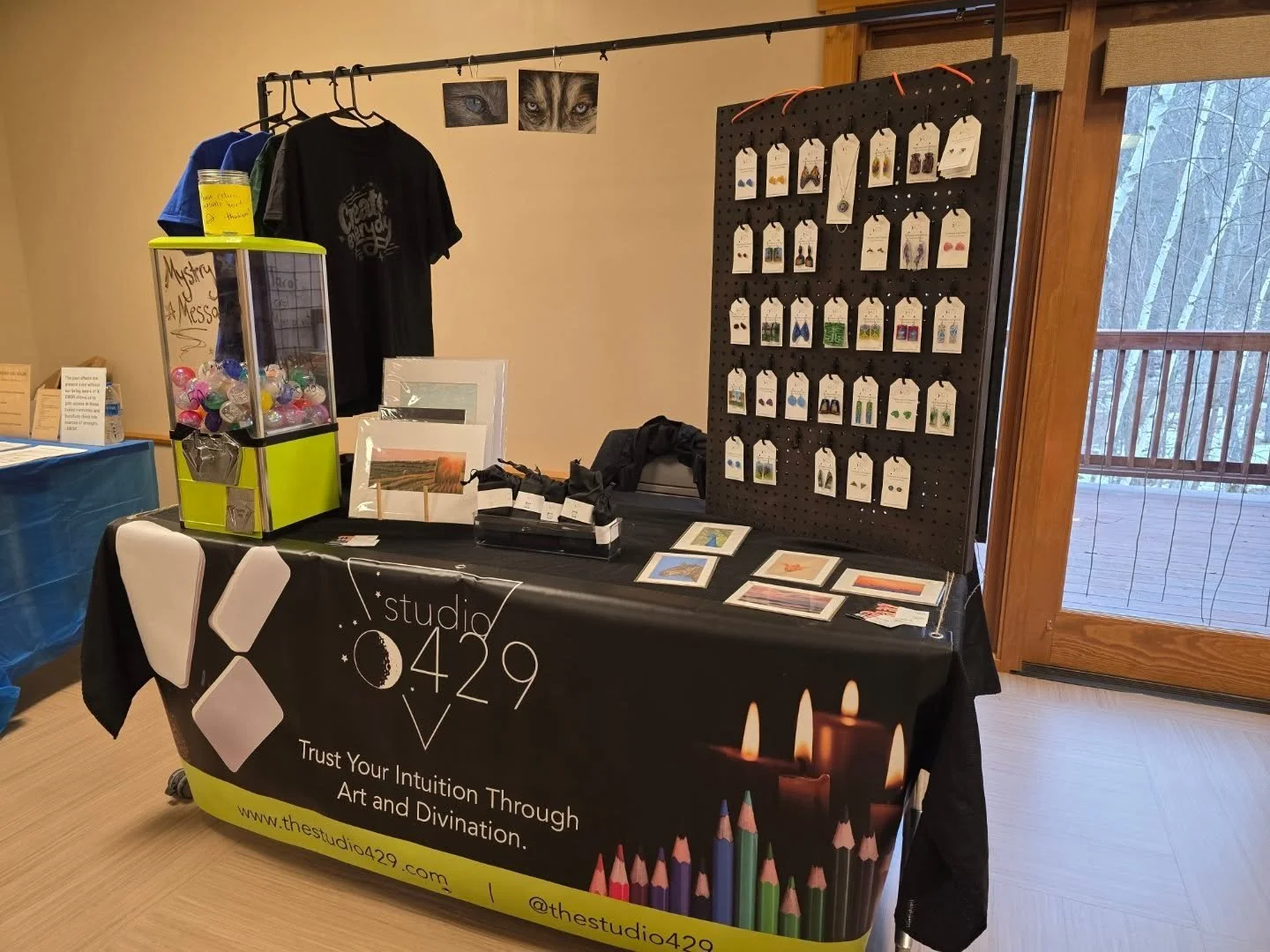 First market of the year! We are at Hunt Hill in Sarona from 10-4pm today. 

There are some really amazing vendors. Some who've been making for years, some who have brick and mortar shops, and some who are first timers to selling events. 

Plus there