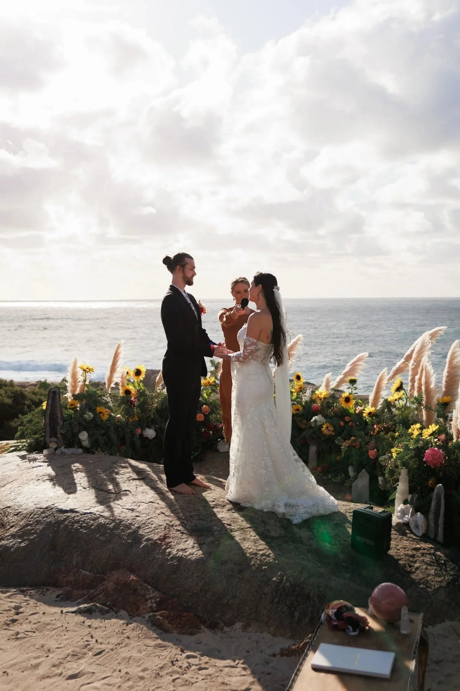 Marriage celebrant performing wedding ceremony in the Mandurah and Peel region