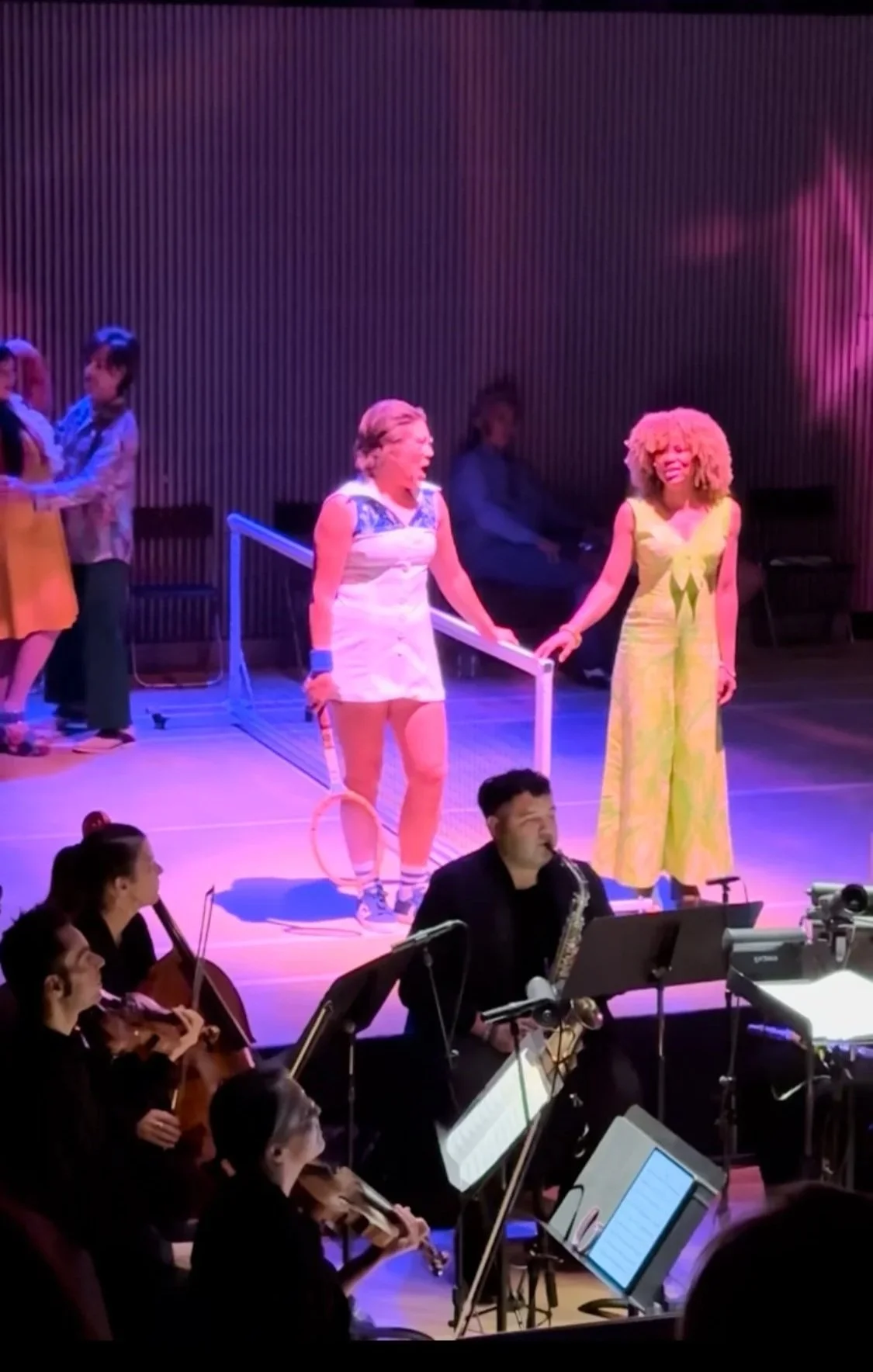 Still shot from Opera Parallèle's 'Birds & Balls'
