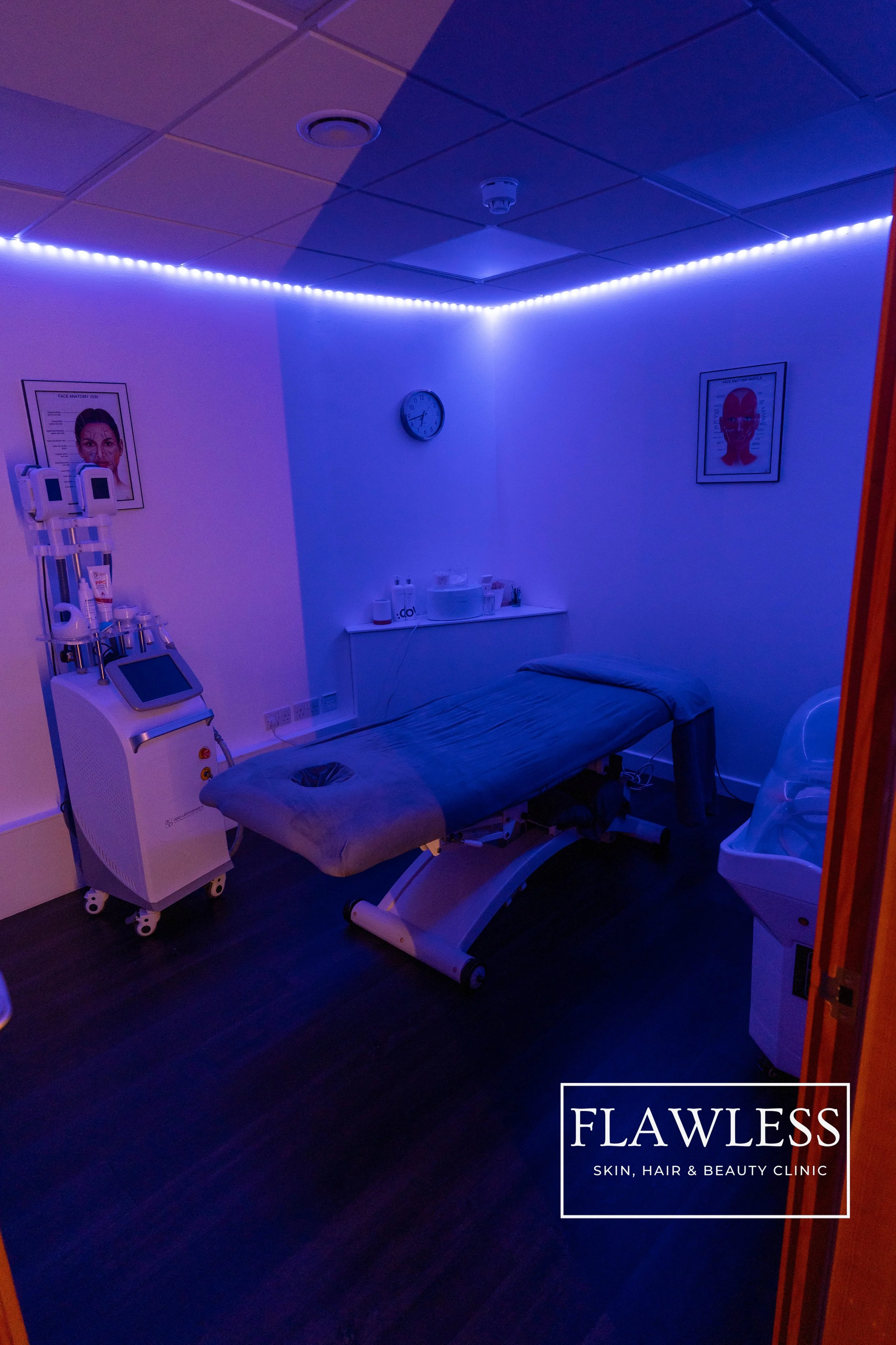 Flawless Salon Photos-8.jpg