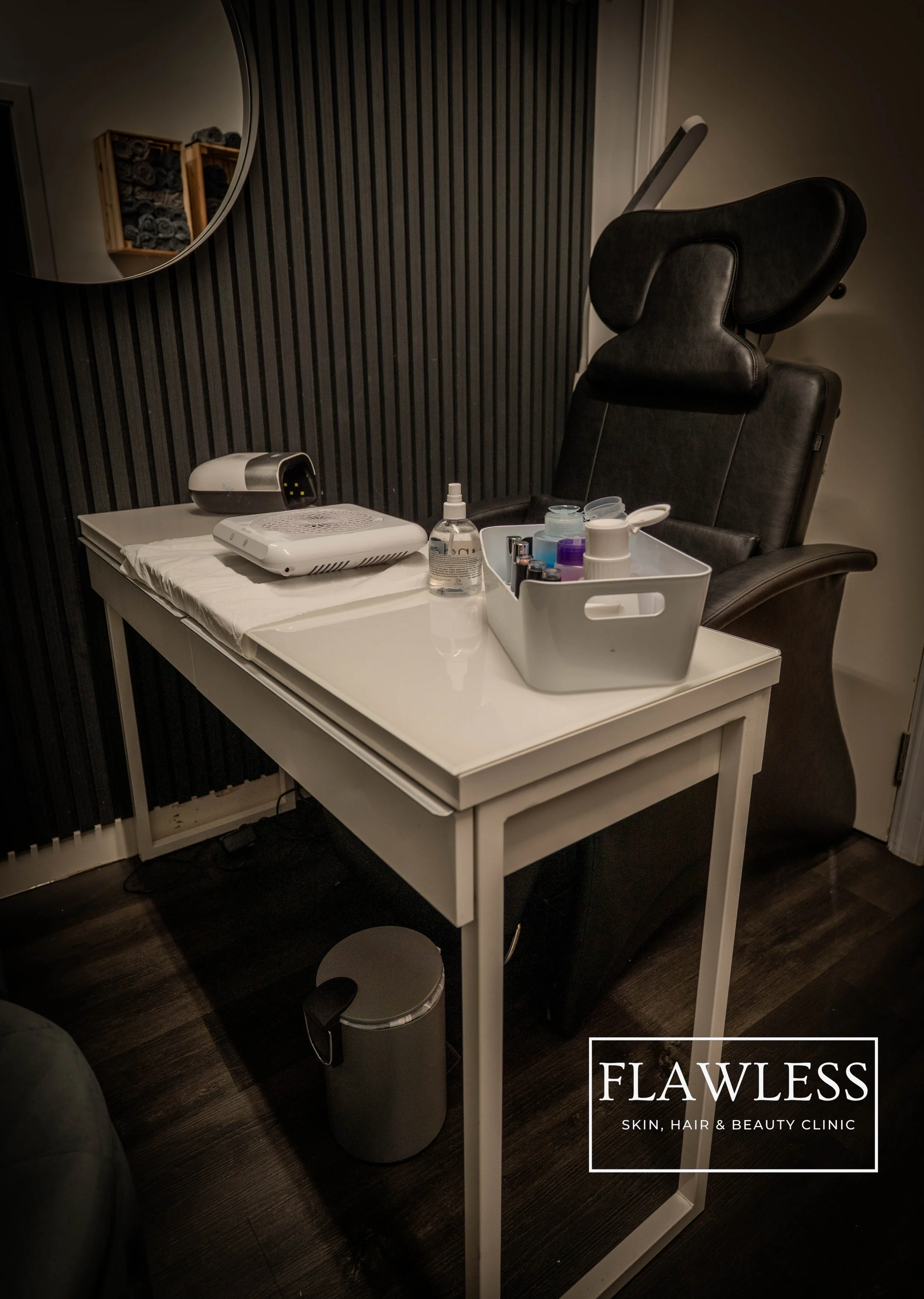 Flawless Salon Photos-1.jpg