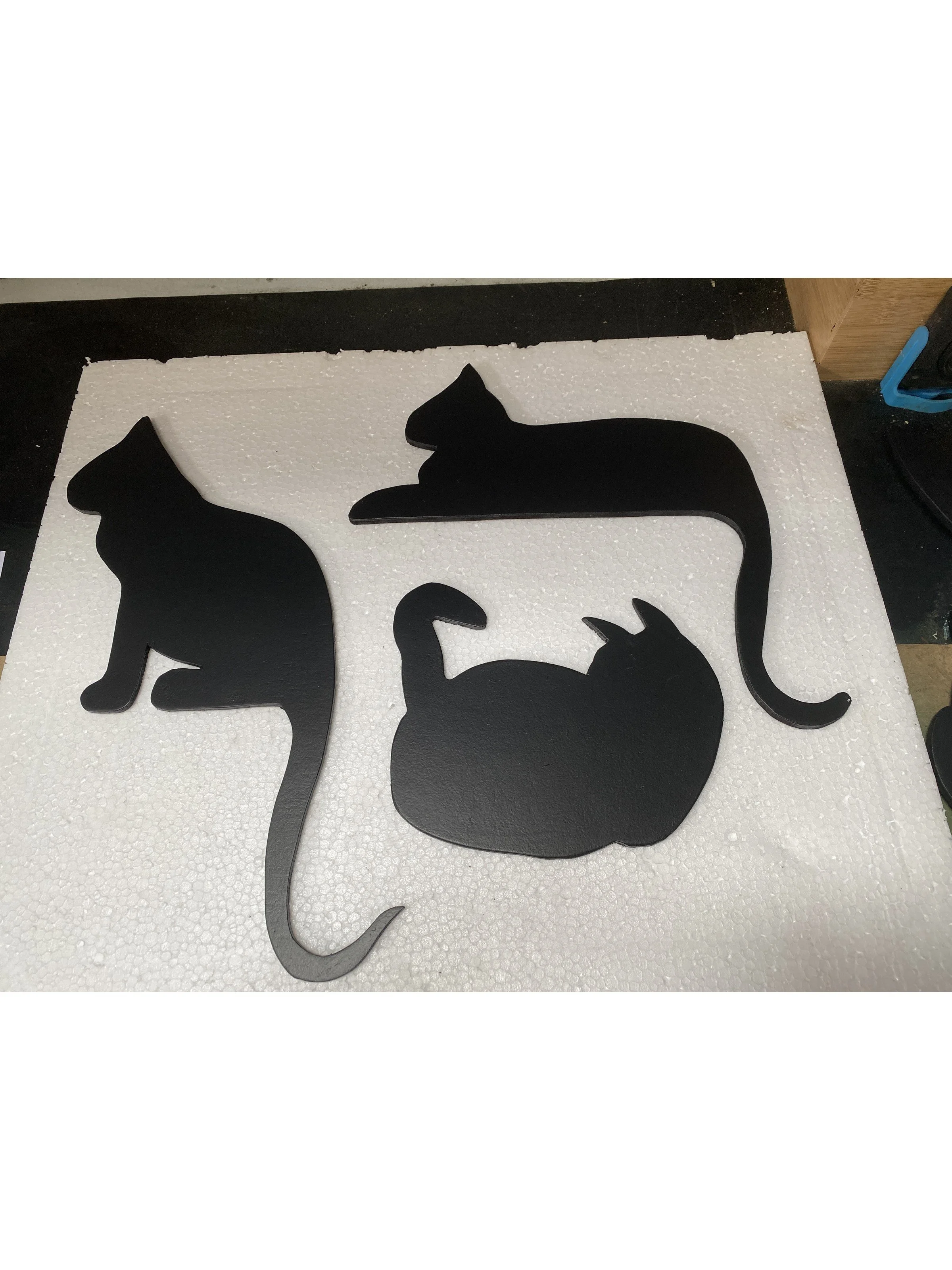 CAT SILHOUETTES
