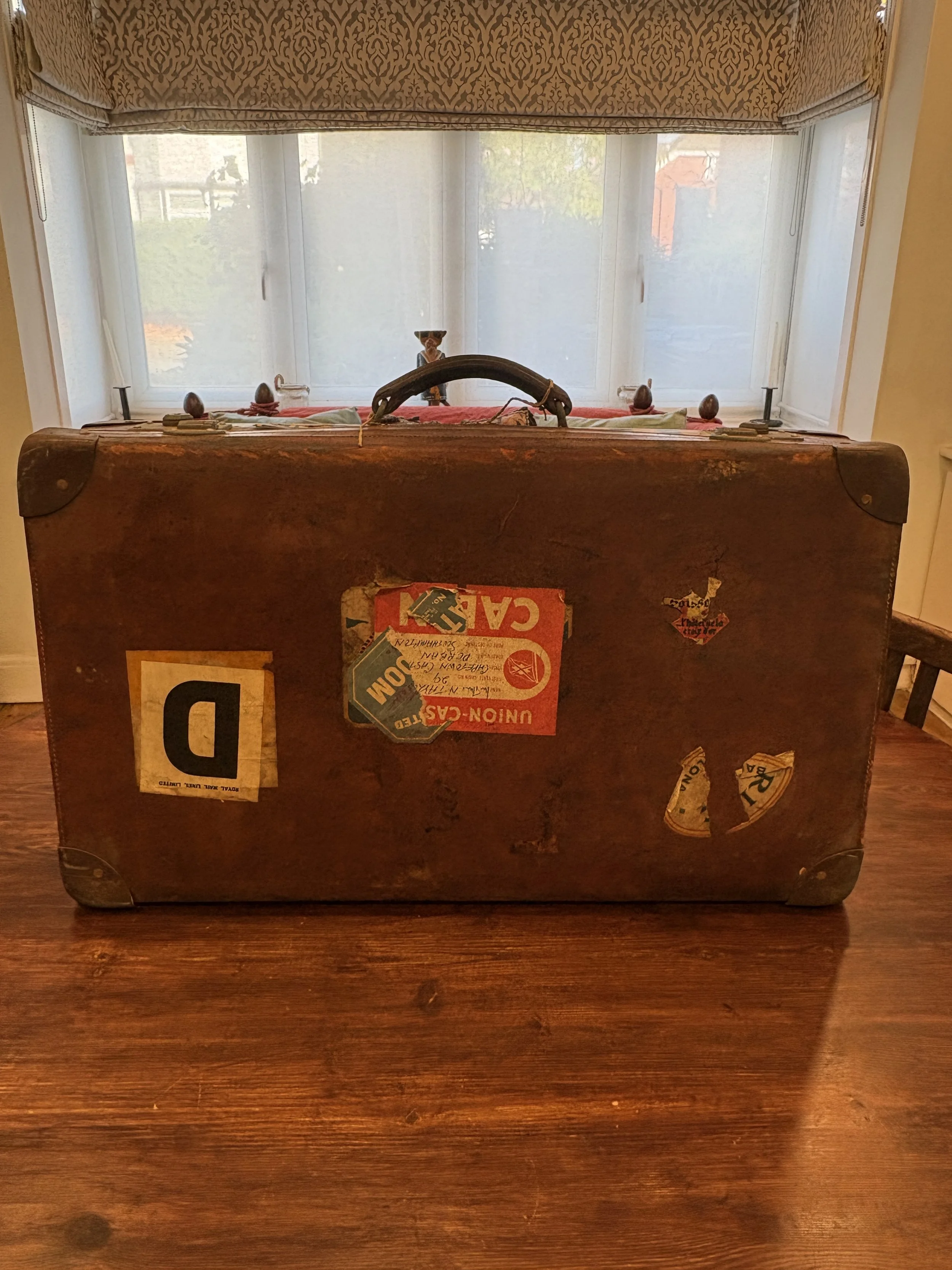 Vintage Leather Suitcase 1950s. CLEAN