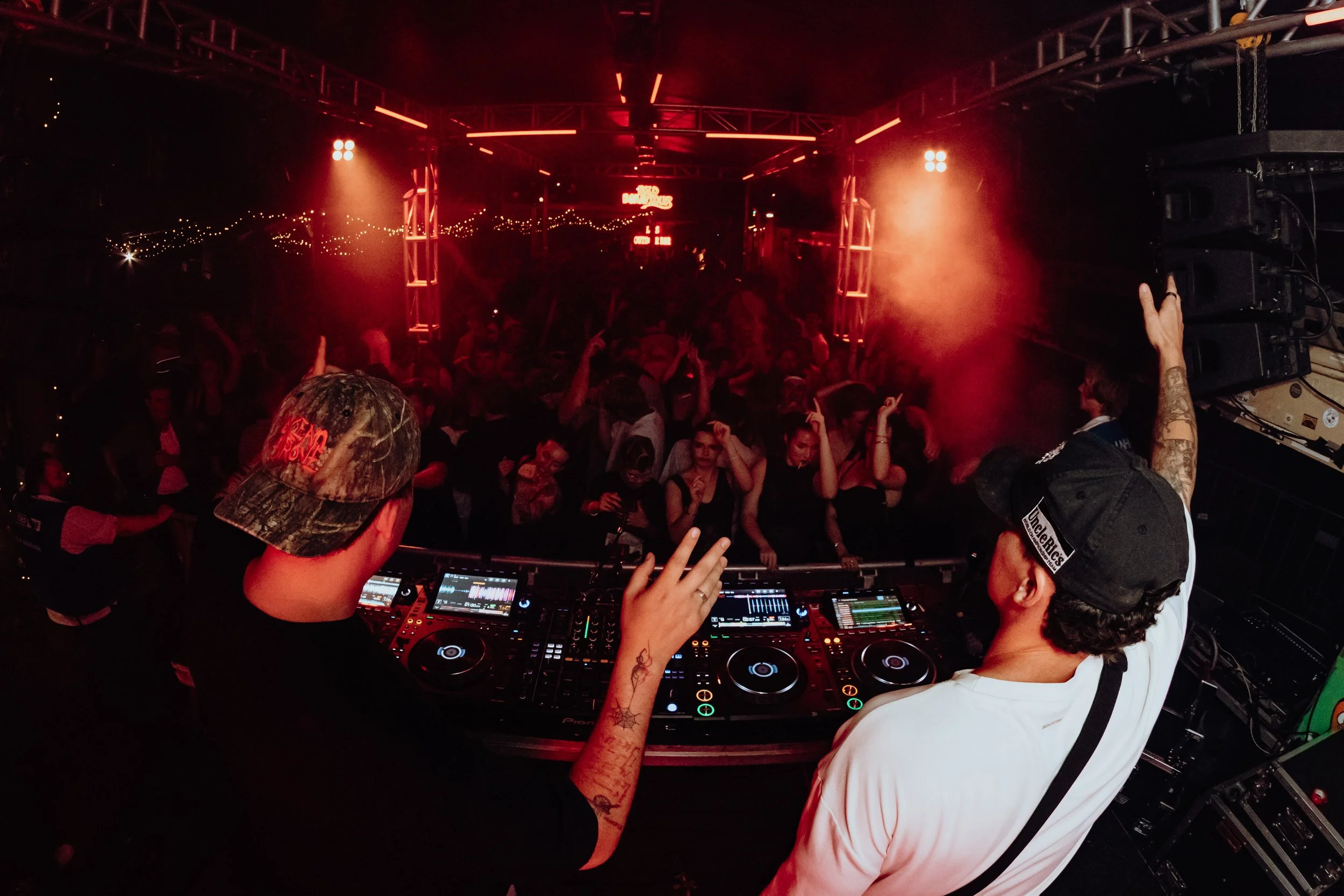 Bad Behaviour Ft. Eggs Benny & Eva Charley (120).jpg