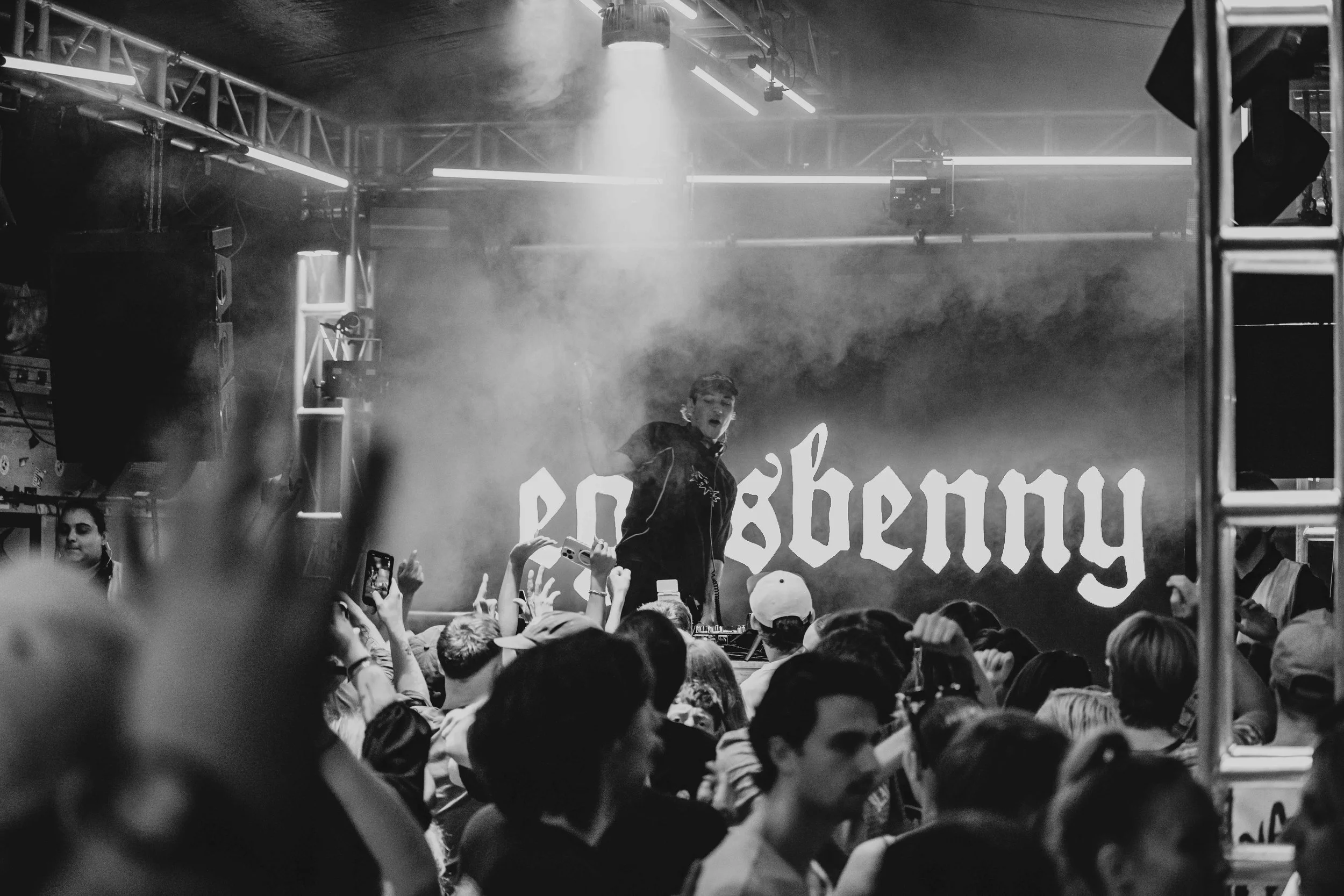 Bad Behaviour Ft. Eggs Benny & Eva Charley (168).jpg