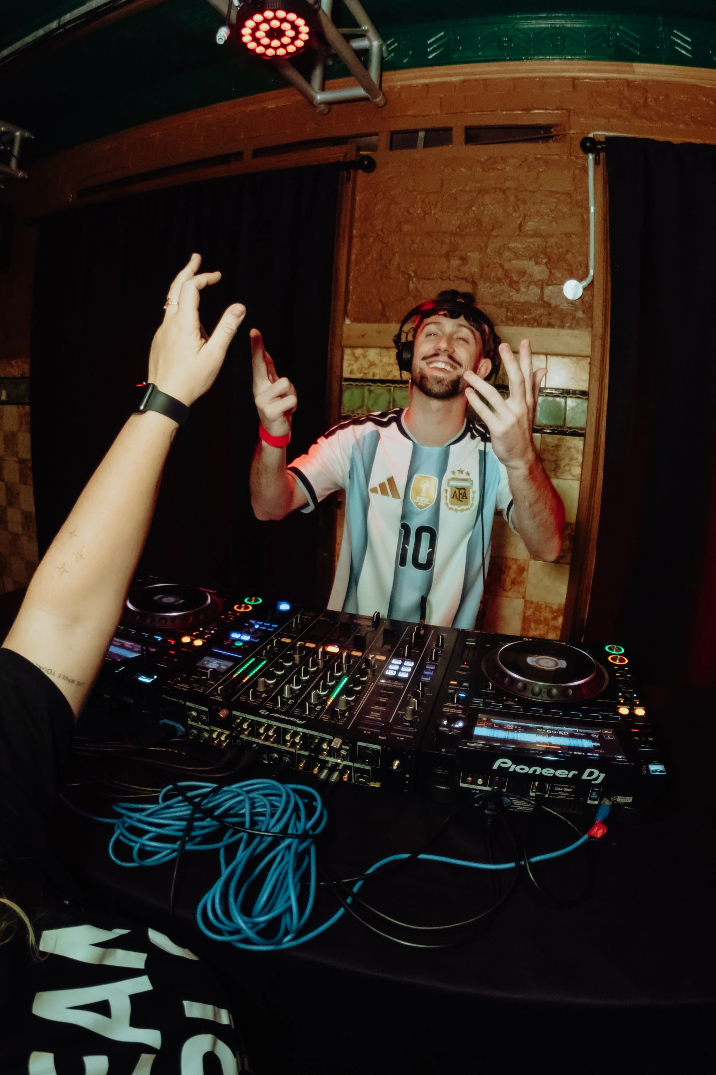 Bad Behaviour Ft. Eggs Benny & Eva Charley (241).jpg