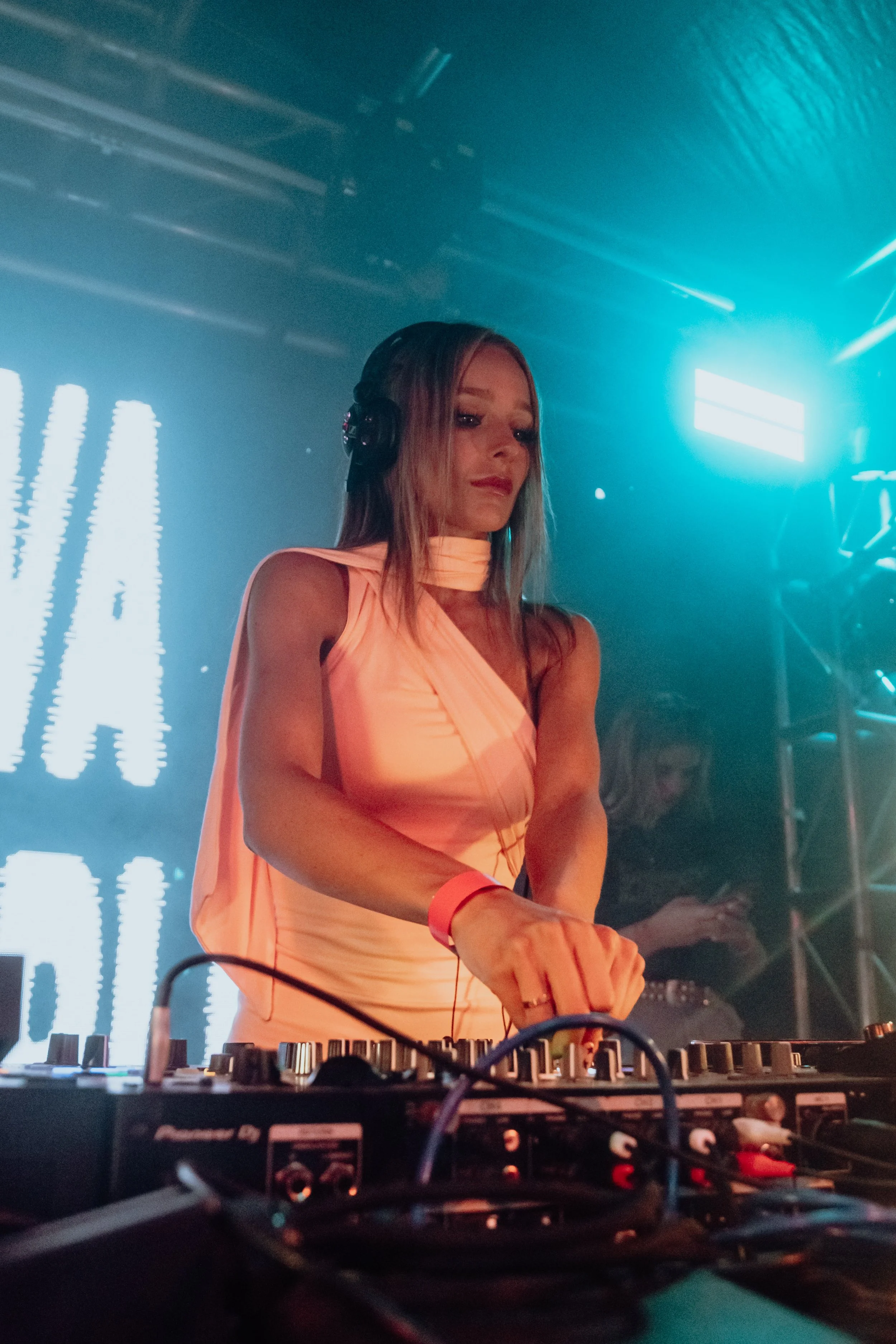 Bad Behaviour Ft. Eggs Benny & Eva Charley (216).jpg