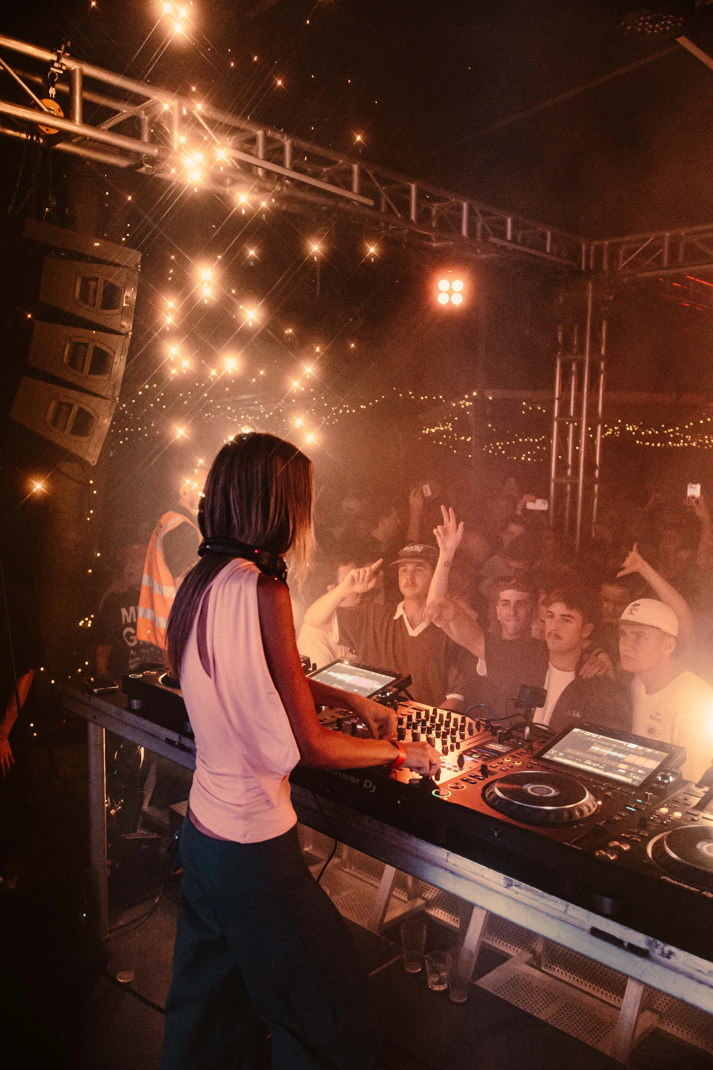 Bad Behaviour Ft. Eggs Benny & Eva Charley (211).jpg