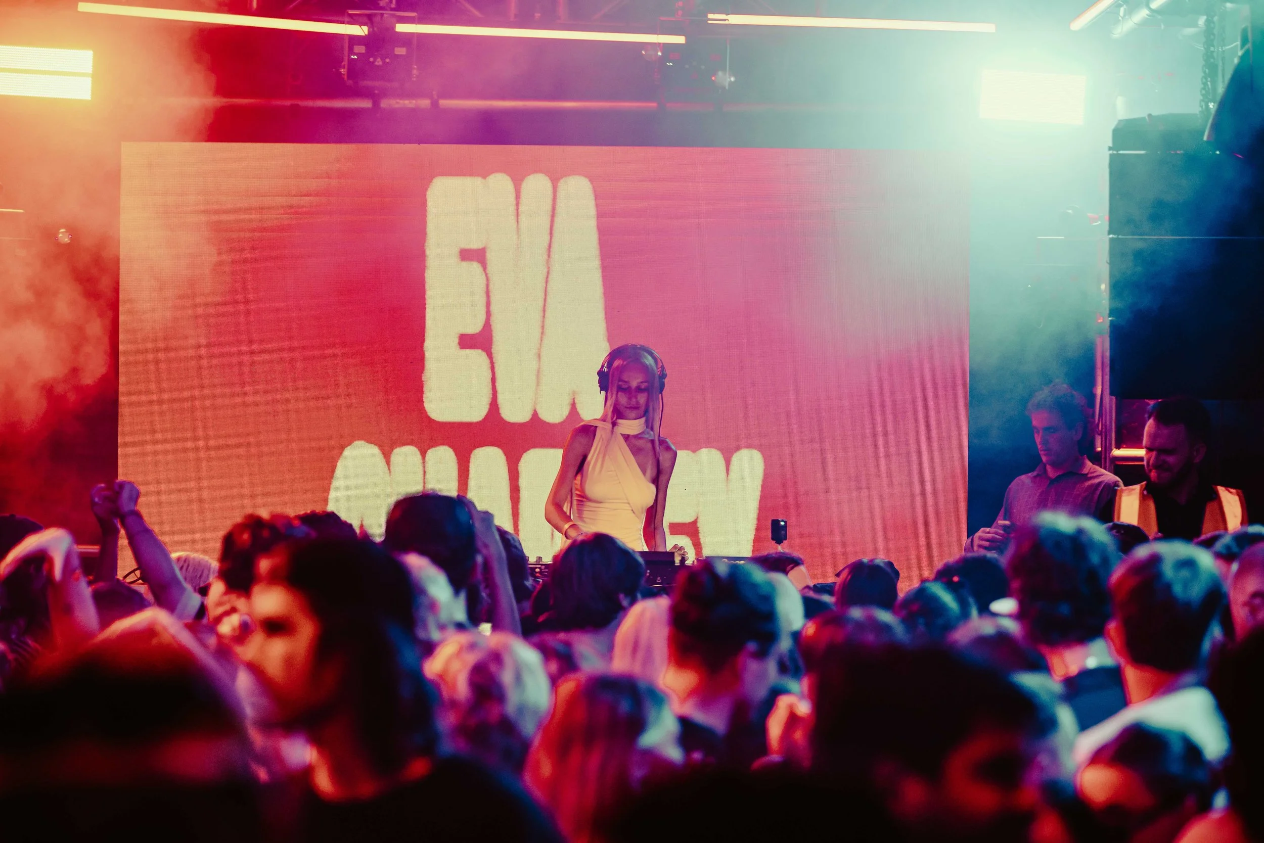 Bad Behaviour Ft. Eggs Benny & Eva Charley (275).jpg