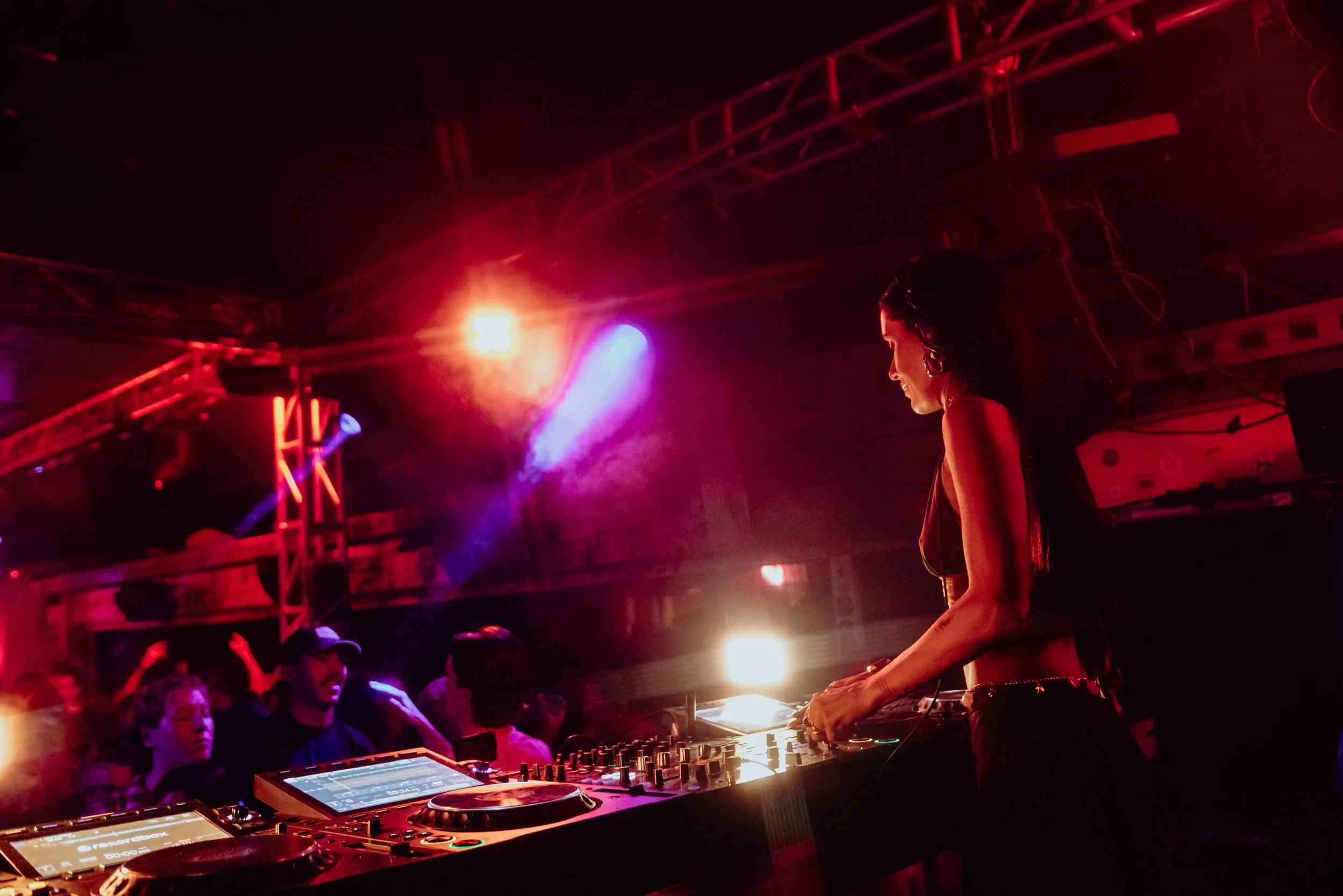 Bad Behaviour Ft. Eggs Benny & Eva Charley (296).jpg