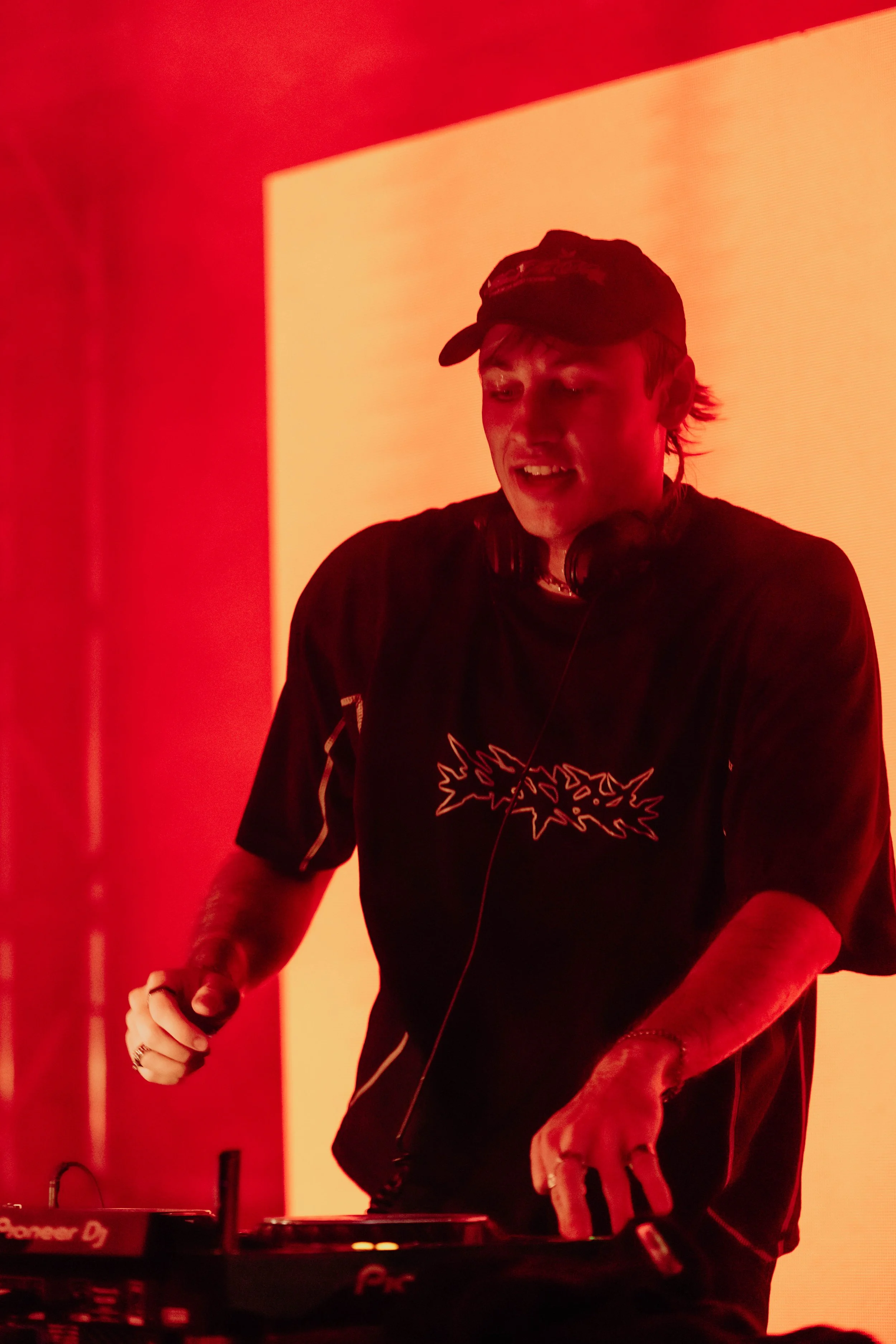 Bad Behaviour Ft. Eggs Benny & Eva Charley (172).jpg