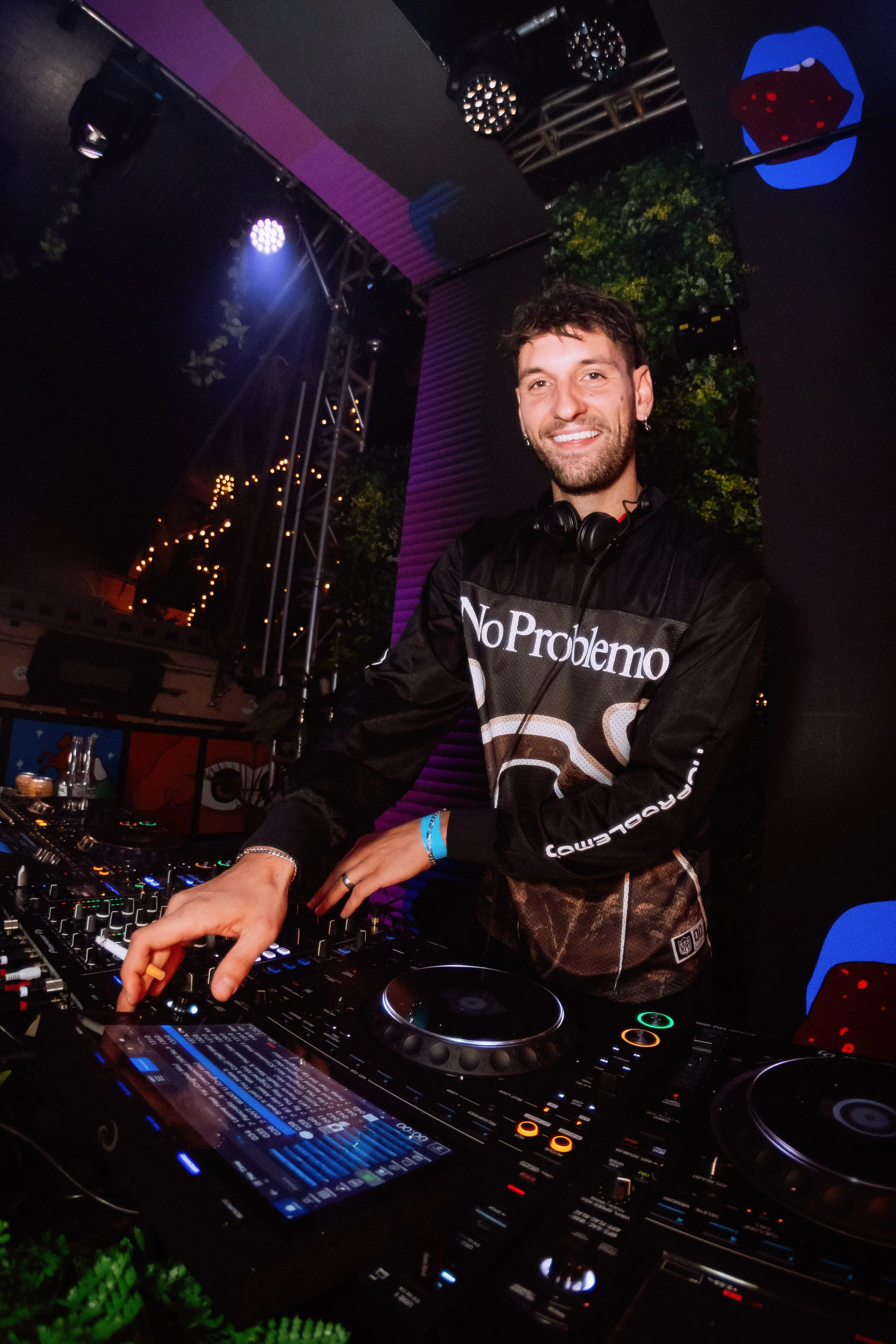 #4 Under The Palms - Winter Party-0804.jpg