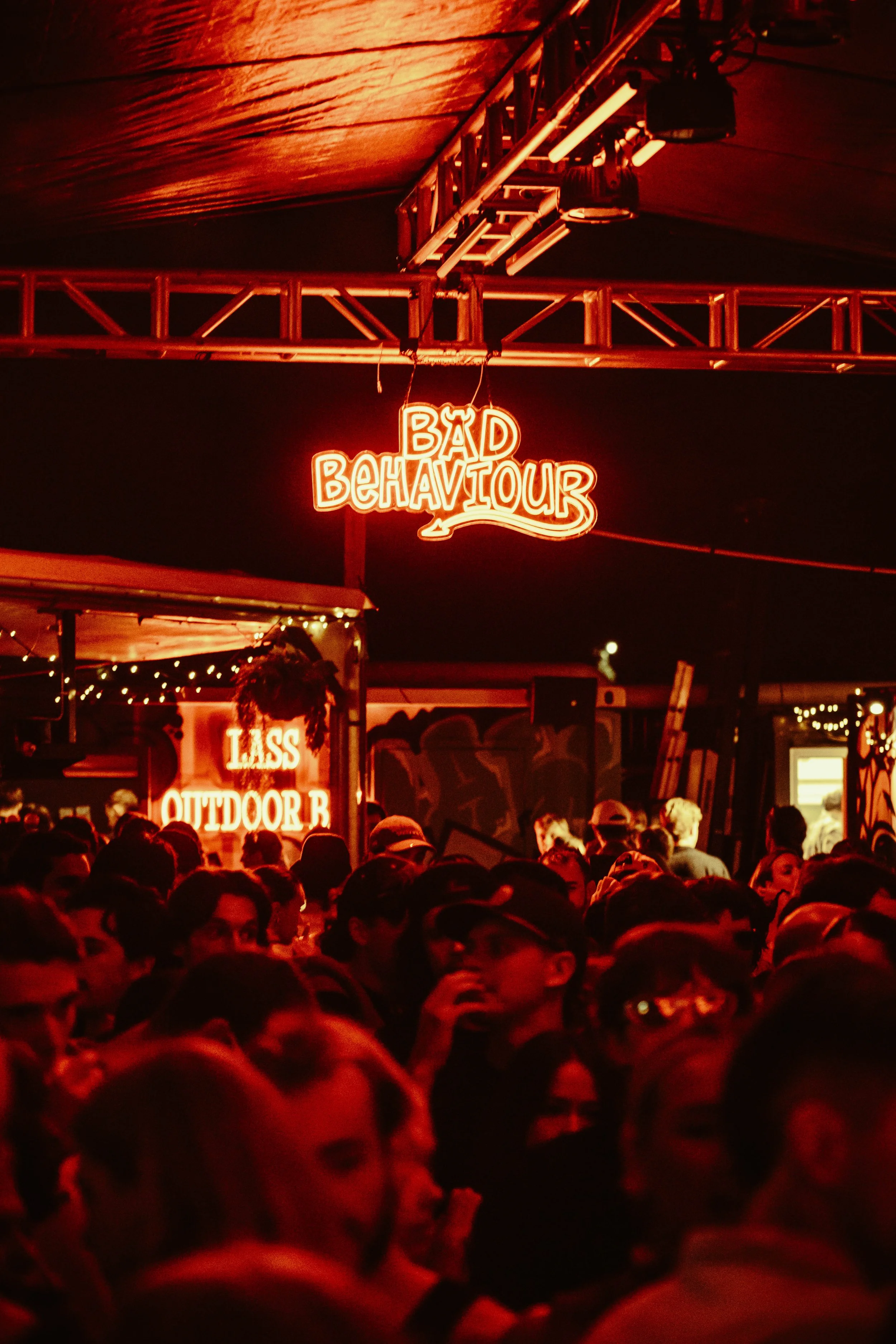 #10 Bad Behaviour Ft. Eggs Benny & Eva Charley (176).jpg