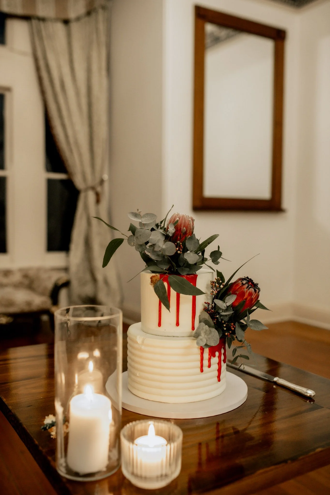 cake in long room.jpg