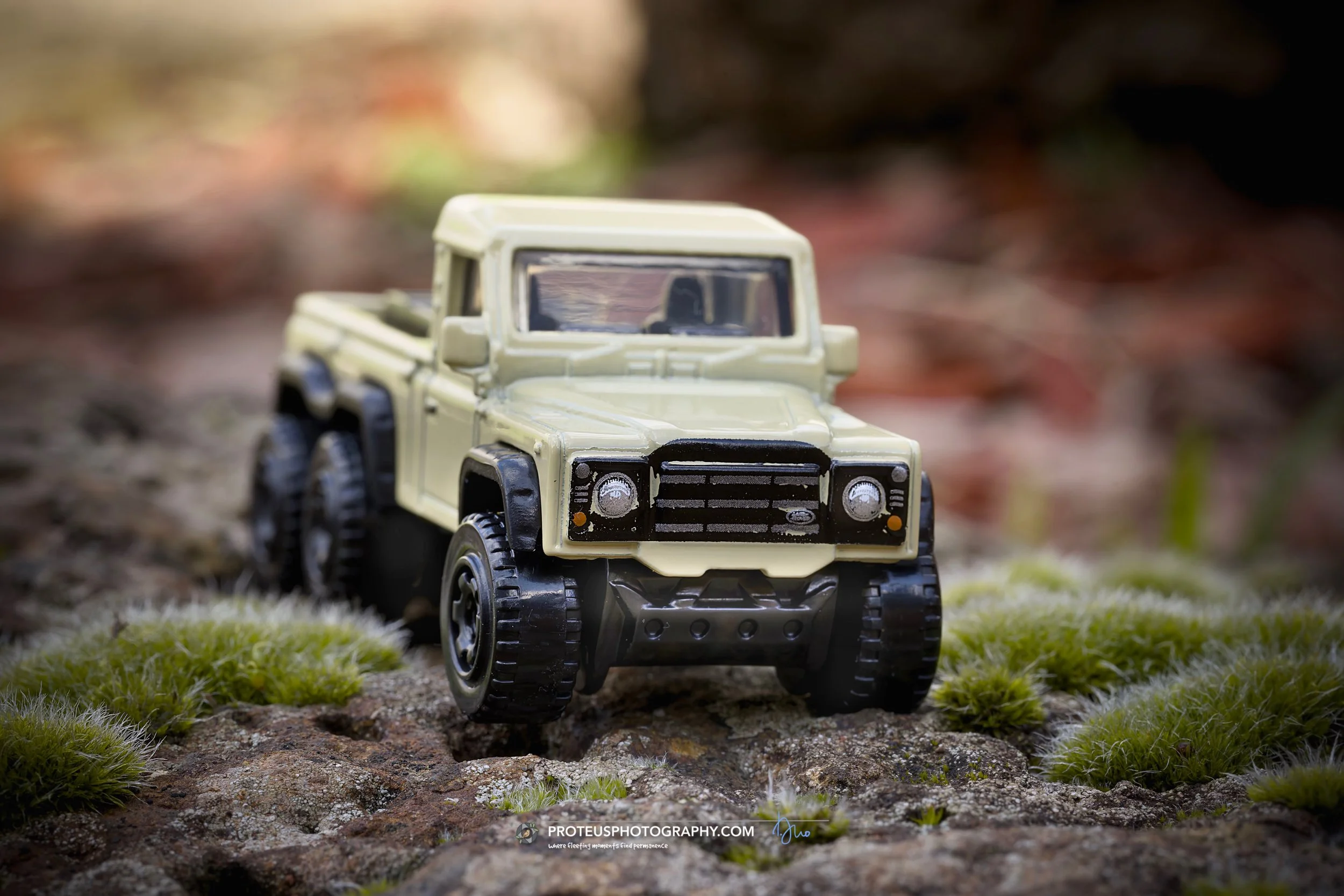 landrover defender 6 wheeler