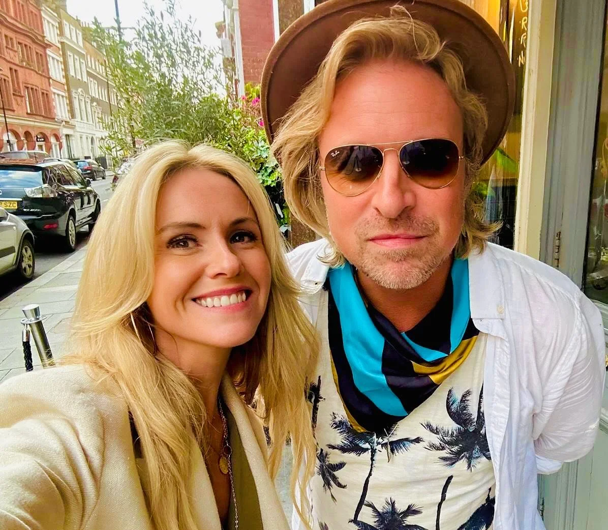 🍷🍷 with @lauraevansuk post @bbclondon @ the Hat &amp; Stick&hellip;. 🧡🥰