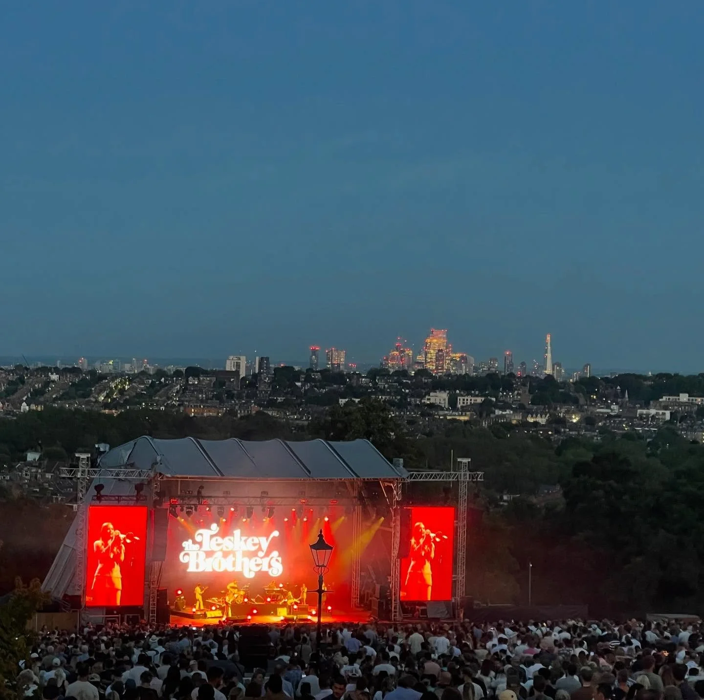 Amazing @theteskeybrothers @jalen_ngonda gig at Alexandra Palace last night with @dayjob.music @tompoolemusic - somehow I&rsquo;ve NEVER been there before in 20 years of working in music&hellip; and look at that view 😍💥🧡🙏
