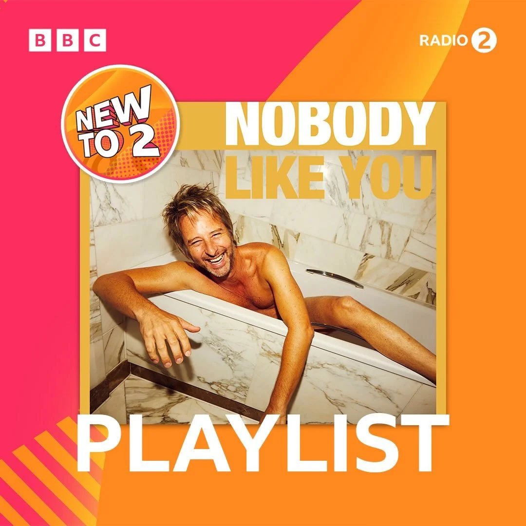 The one thing that @chesneyhawkesofficial has taught me is, if you&rsquo;re short on ideas for Single artwork then just get in a bath and all will be well. 🥰

And here he comes with his new single on the @bbcradio2 playlist 🧡💫🧡💥 @chesneyhawkesof