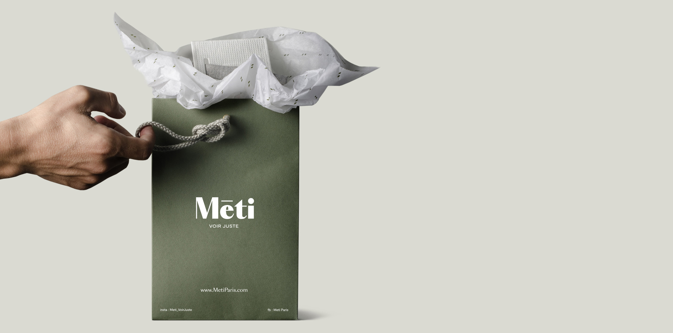 Progress-Packaging-HardGraft-Luxury-Fashion-Retail-Carrier-Bags-Cord-Handles-Printing-Tissue-Paper 2.png