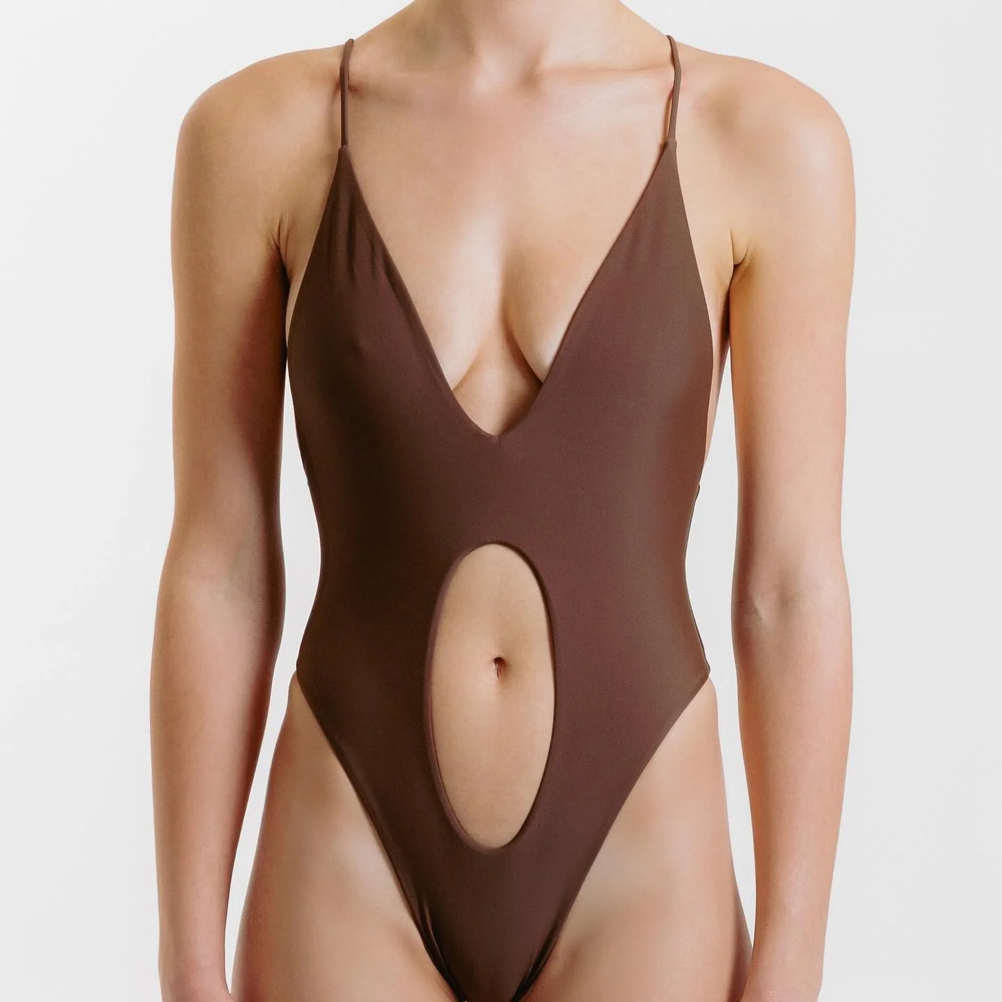 s&yuml;ri | AHSIA swimsuits
Now available on www.syristudios.com